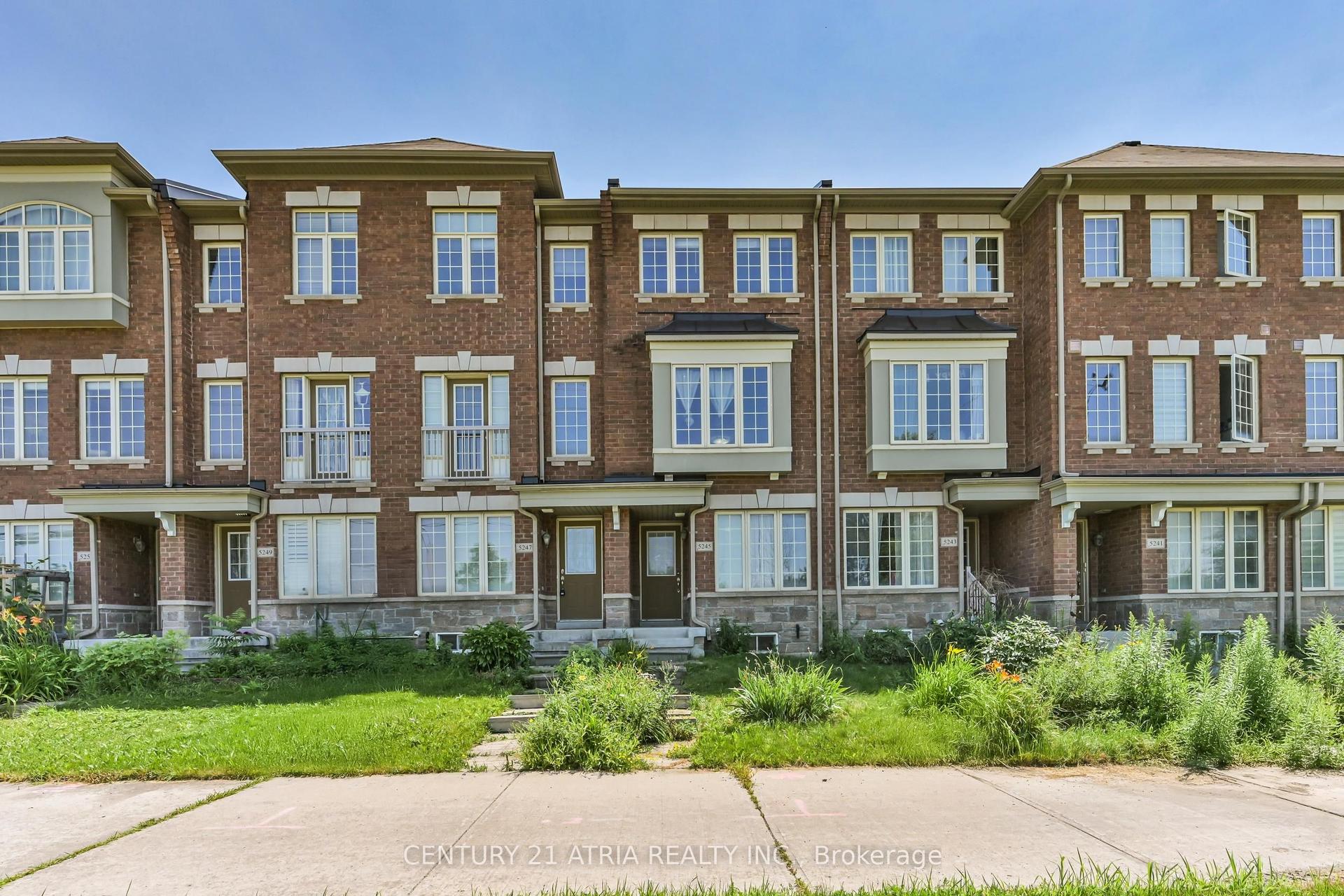5245 Major Mackenzie Drive E, Markham — Townhouse for lease, photo 1