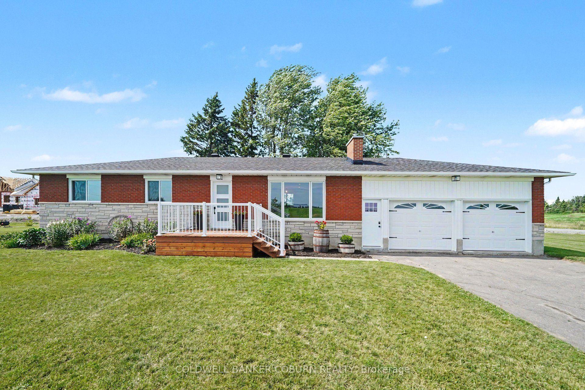 11895 Cloverdale Road, North Dundas — Detached for sale, photo 1