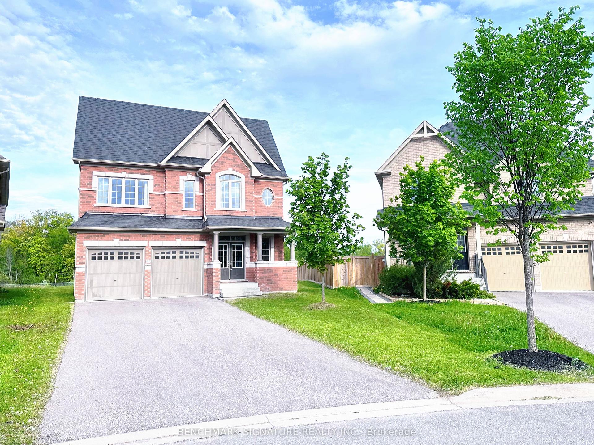 2481 Bandsman Crescent — photo 1