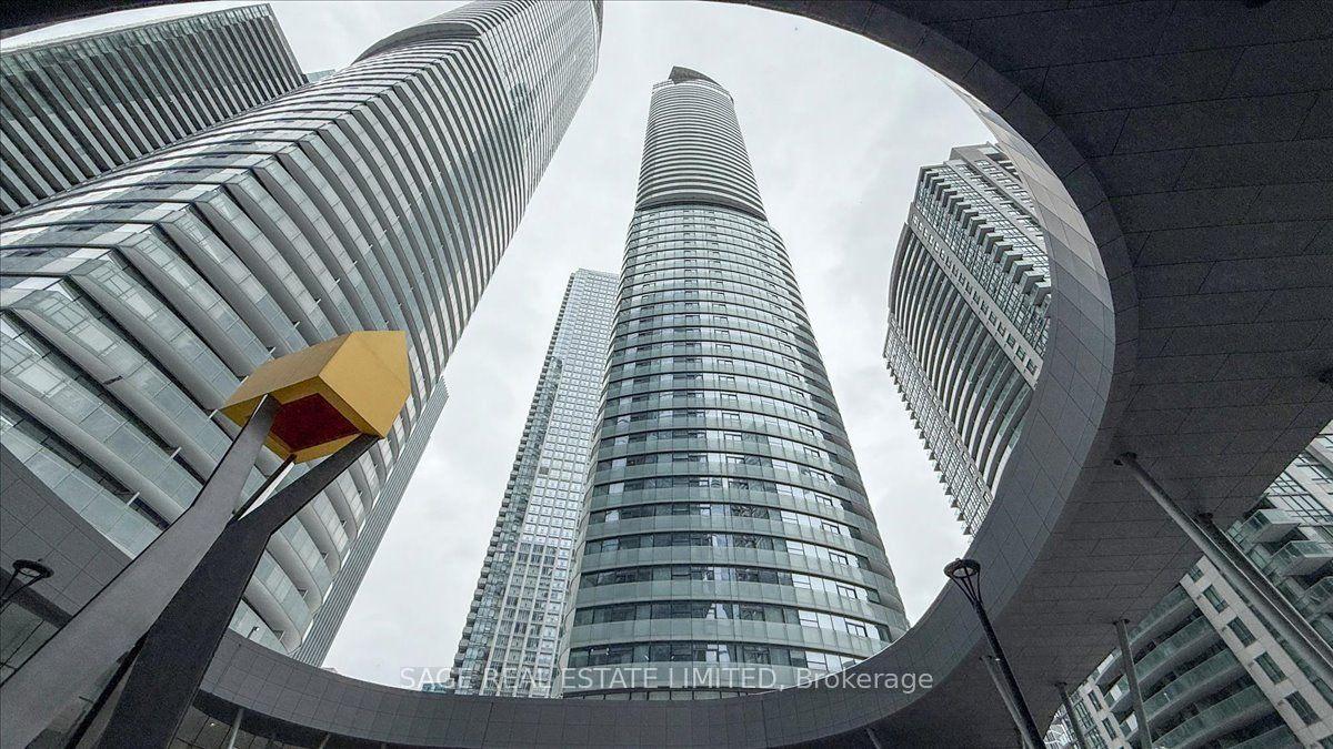 12 York Street 3608 #3608, Toronto — Condo for lease, photo 1