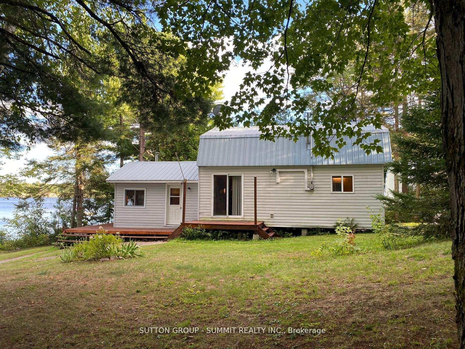 98 West Ham Lake Road — photo 1