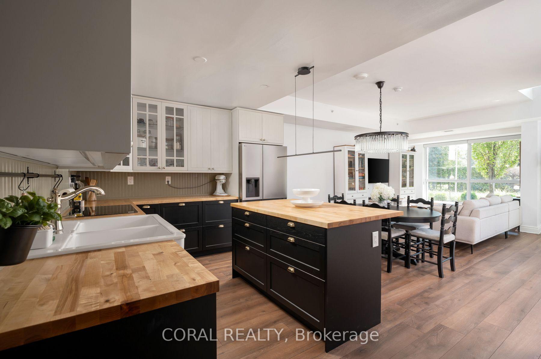1350 Kingston Road TH10 #TH10, Toronto — Condo Town for sale, photo 1