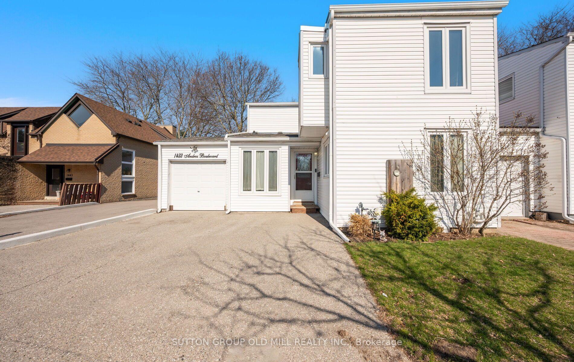 1433 Andros Boulevard — photo 1