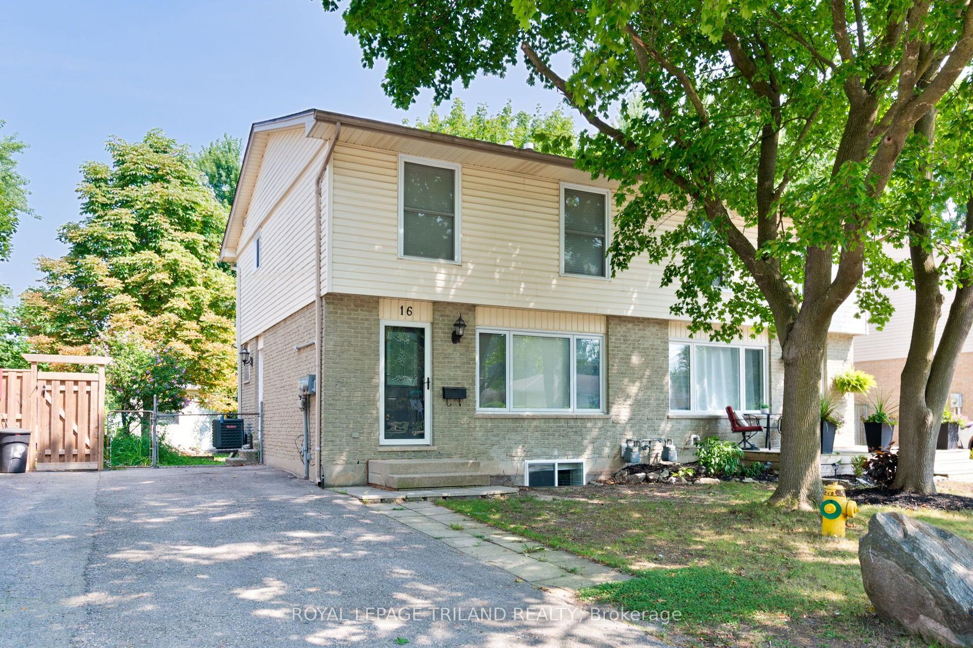 16 Inverary Road Lower #Lower, London North — Semi-Detached for lease, photo 1