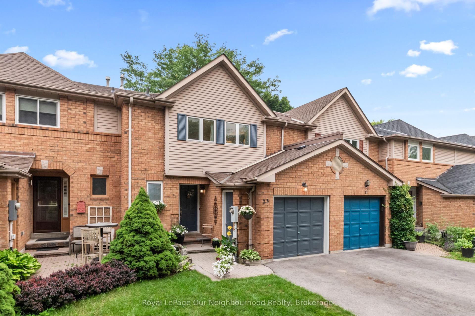 23 Woodward Drive, Whitby — Townhouse for sale, photo 1