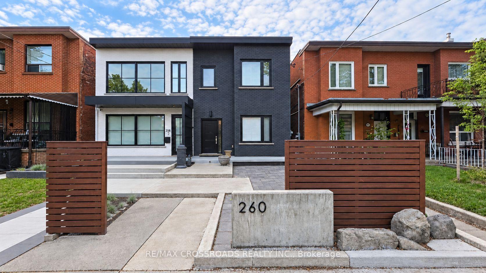 260 Clinton Street, Toronto — Semi-Detached for sale, photo 1