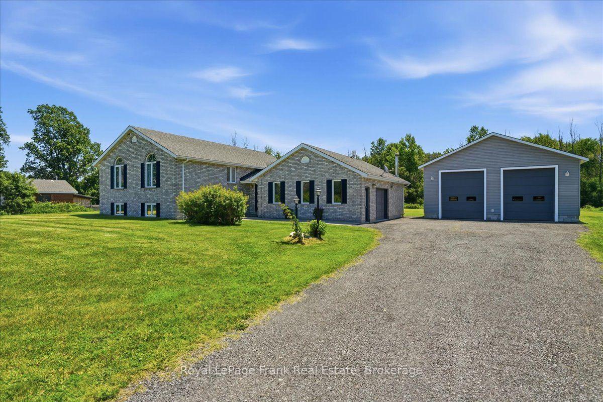 1400 Casey Road, Belleville — Detached for sale, photo 1