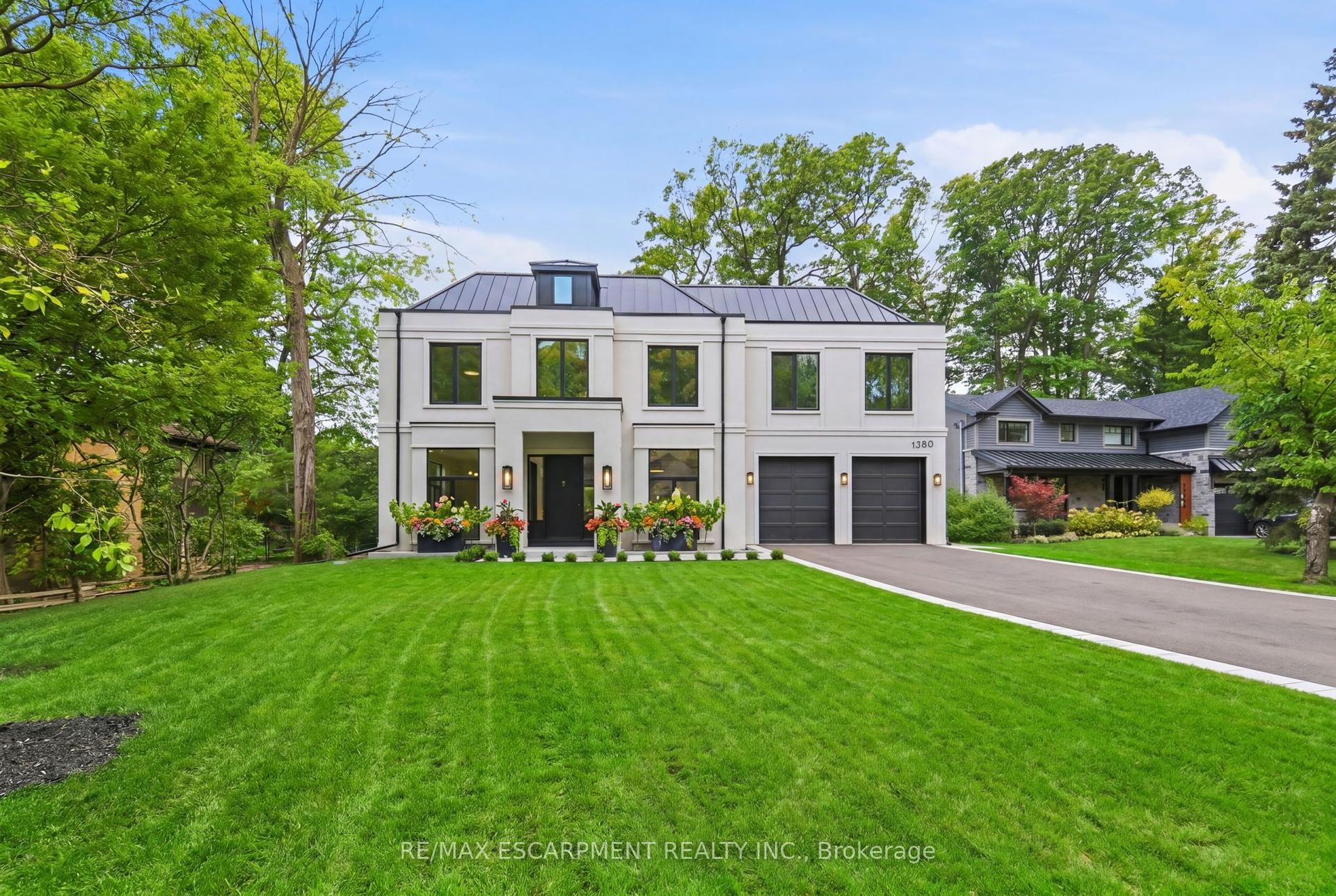 1380 Birchwood Heights Drive — photo 1
