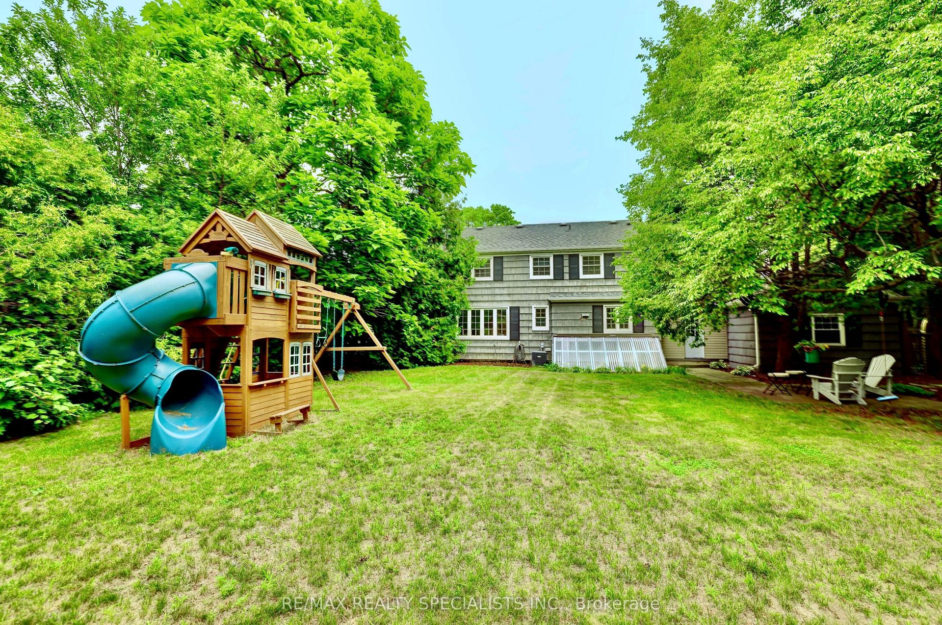 406 Christina Drive, Oakville — Detached for sale, photo 1
