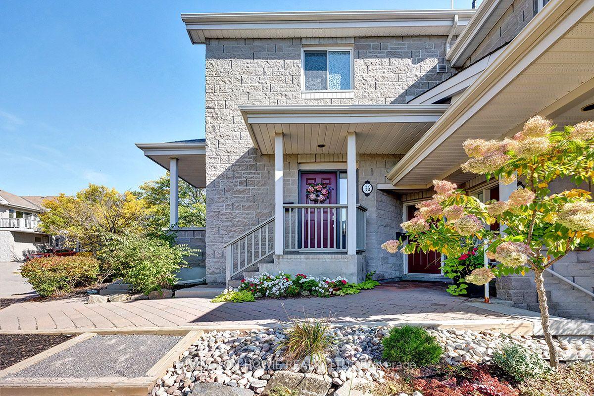 36 Robson Court, Kanata — Condo Town for sale, photo 1