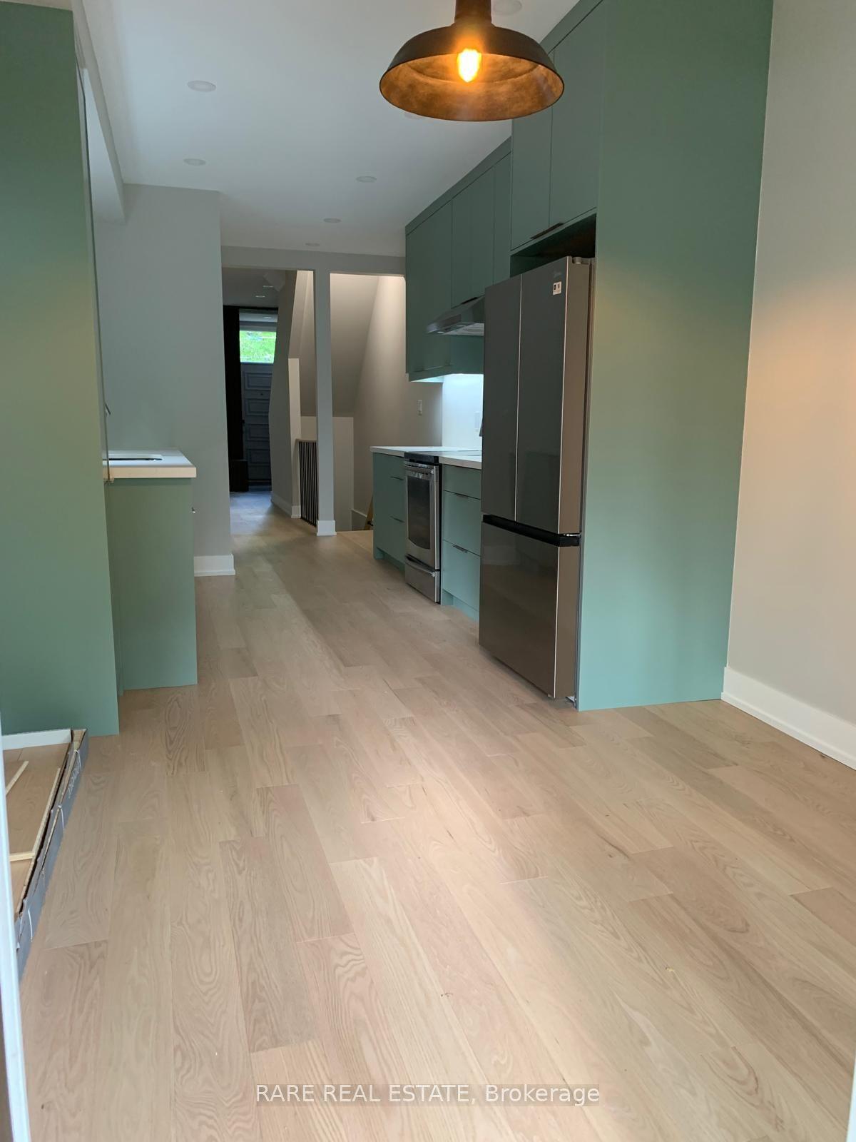 227 Logan Avenue, Toronto — Townhouse for lease, photo 1
