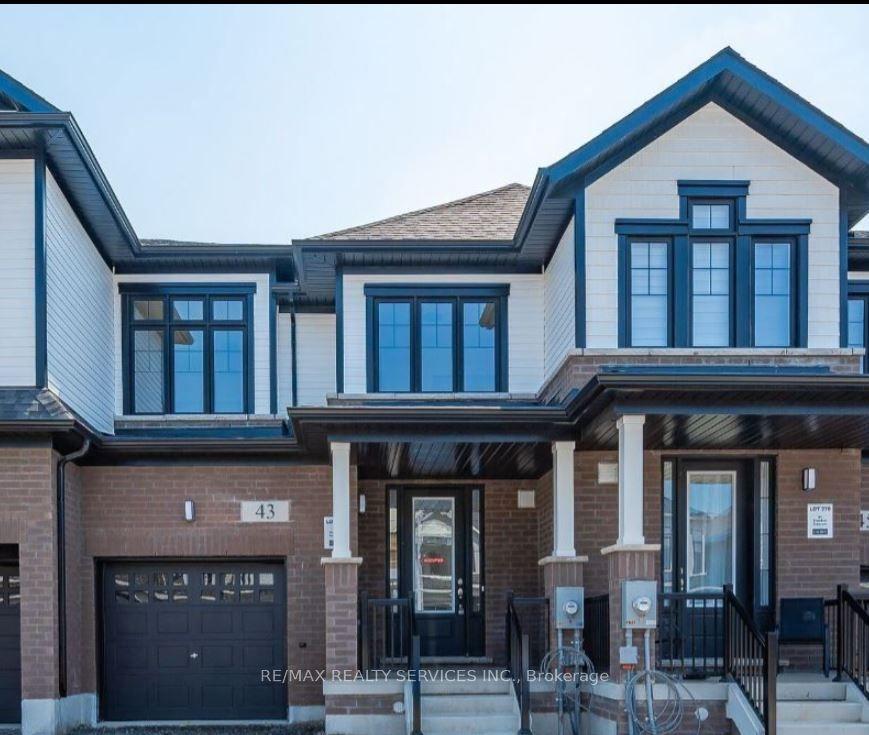 43 Freedom Crescent, Hamilton — Townhouse for lease, photo 1