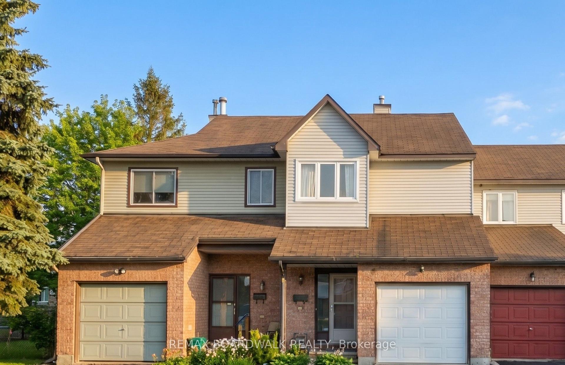 1516 Briarfield Crescent — photo 1