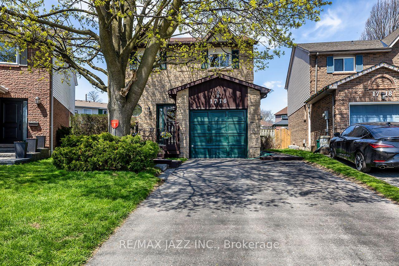 1716 Minstrel Manor — photo 1