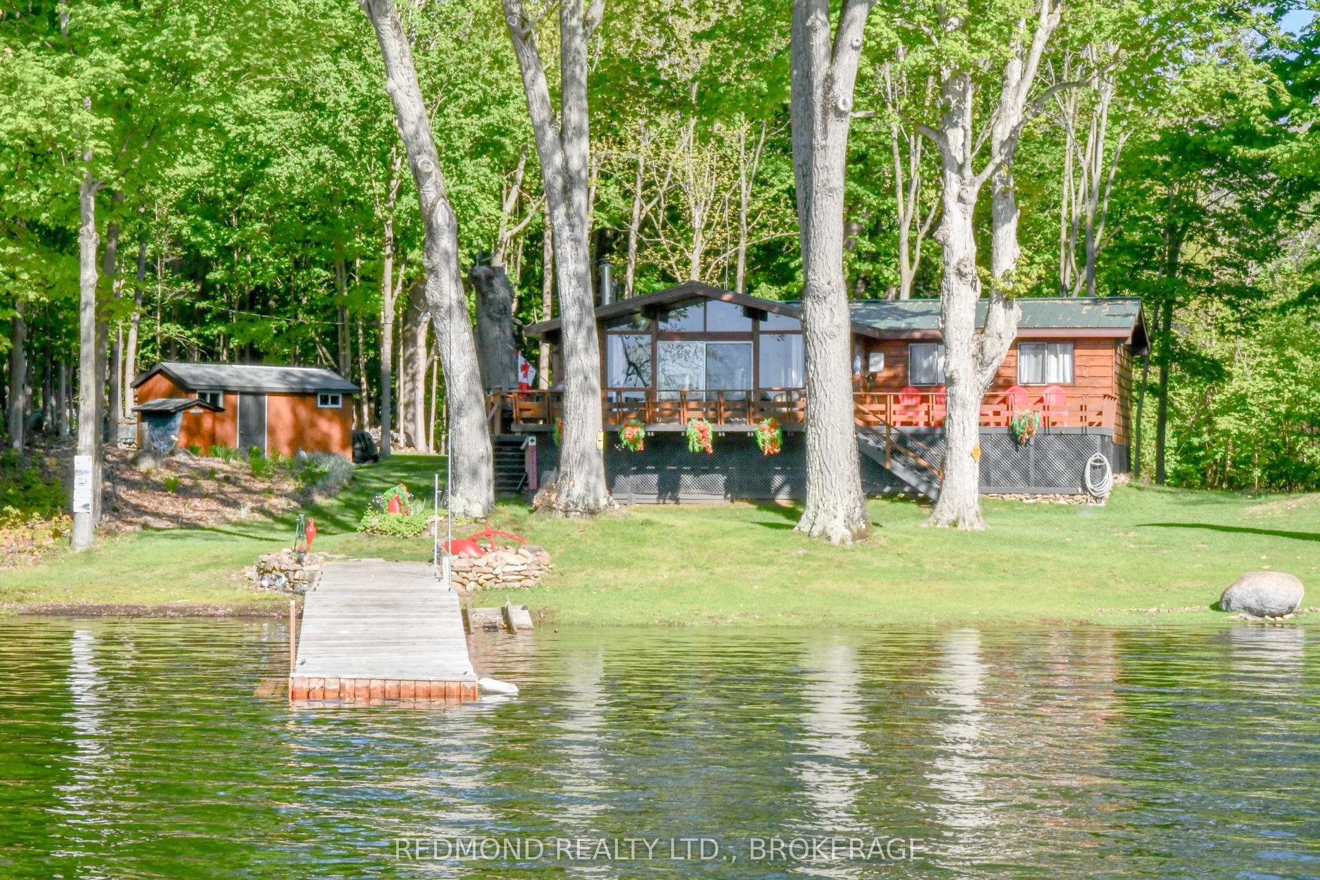 4 Tremont Park Island — photo 1