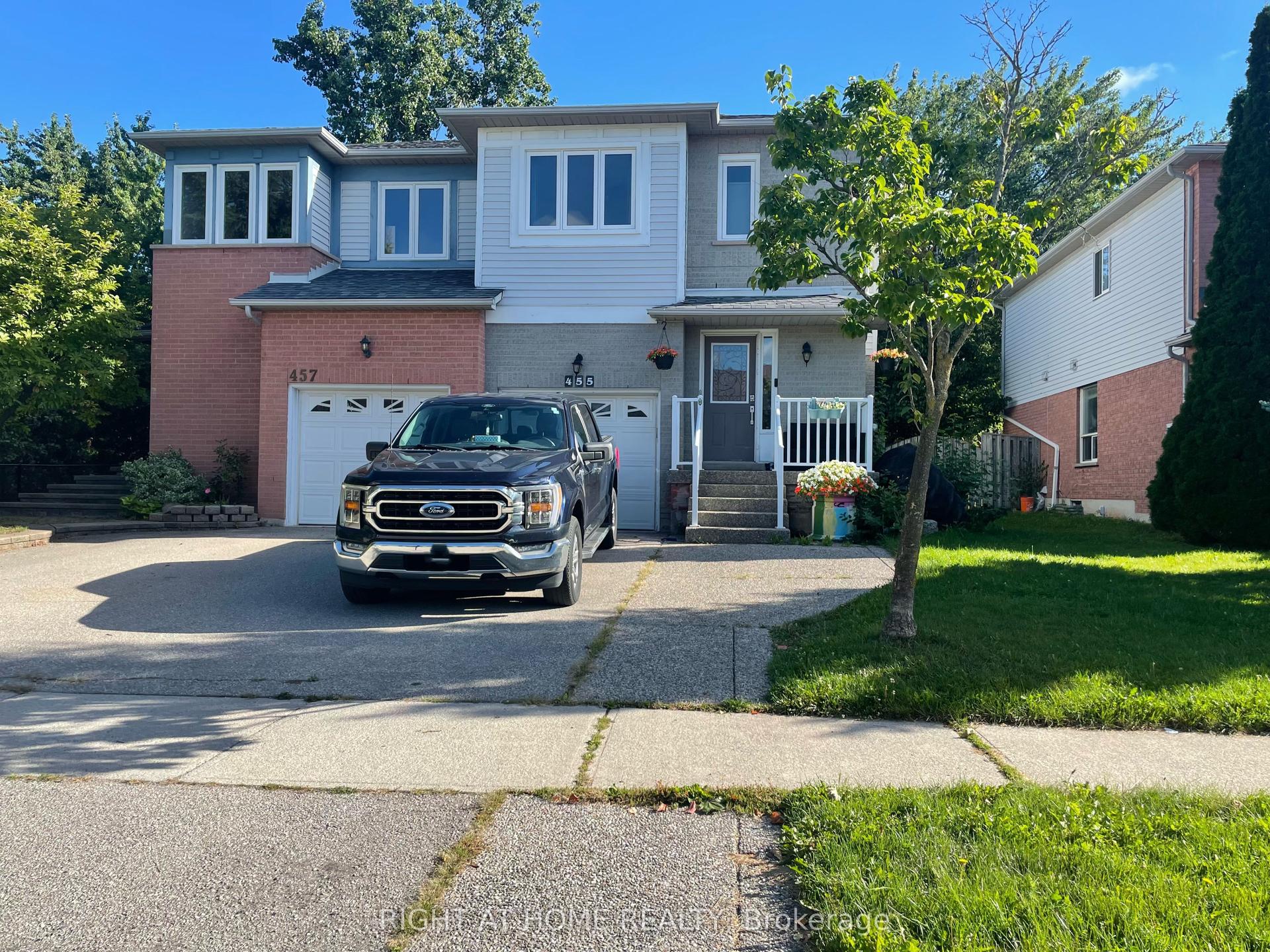 455 Levanna Lane, Oakville — Semi-Detached for lease, photo 1
