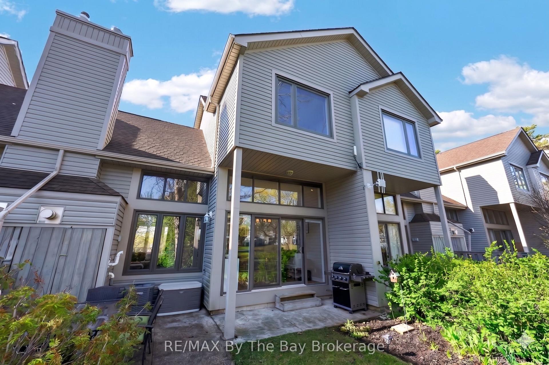 43 Trafalgar Road — photo 1