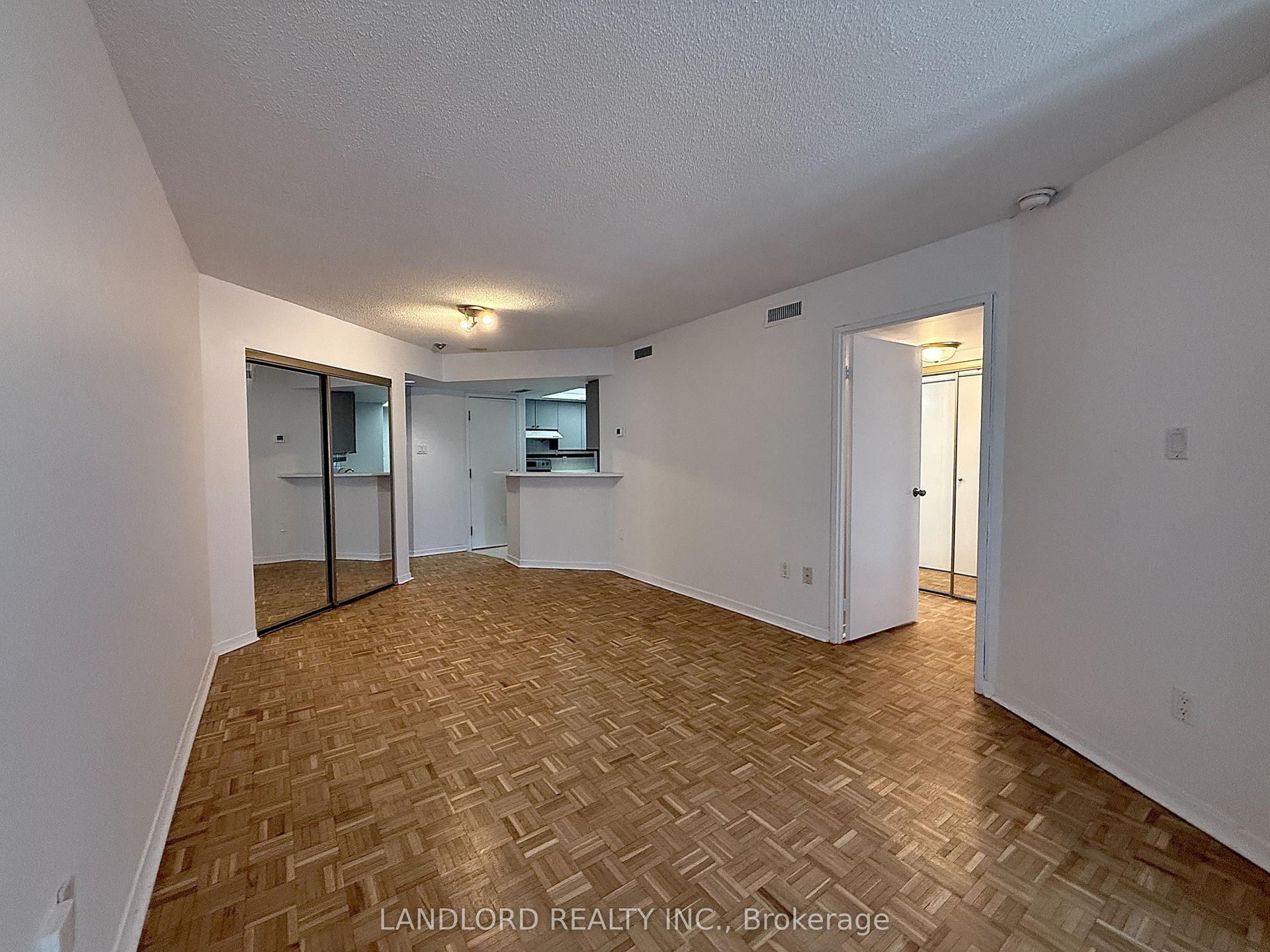 1001 Bay Street 907 #907 — photo 1