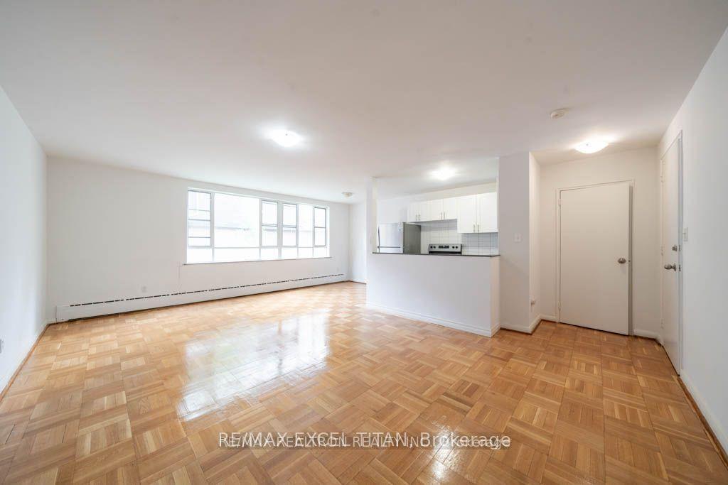 77 Erskine Avenue 306 #306 — photo 1