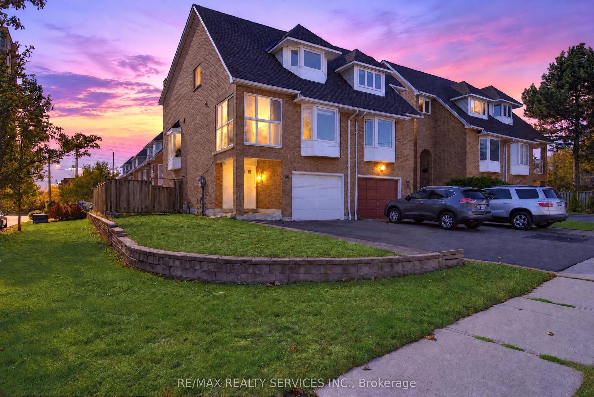 66 Clansman Trail, Mississauga — Semi-Detached for sale, photo 1