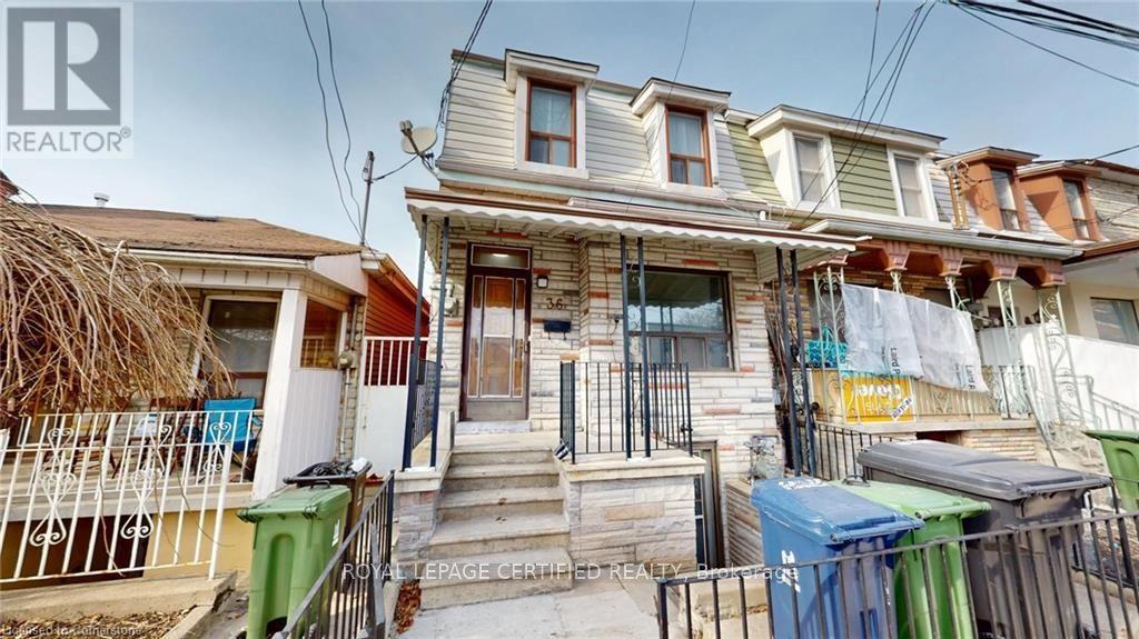 36 Mitchell Avenue — photo 1