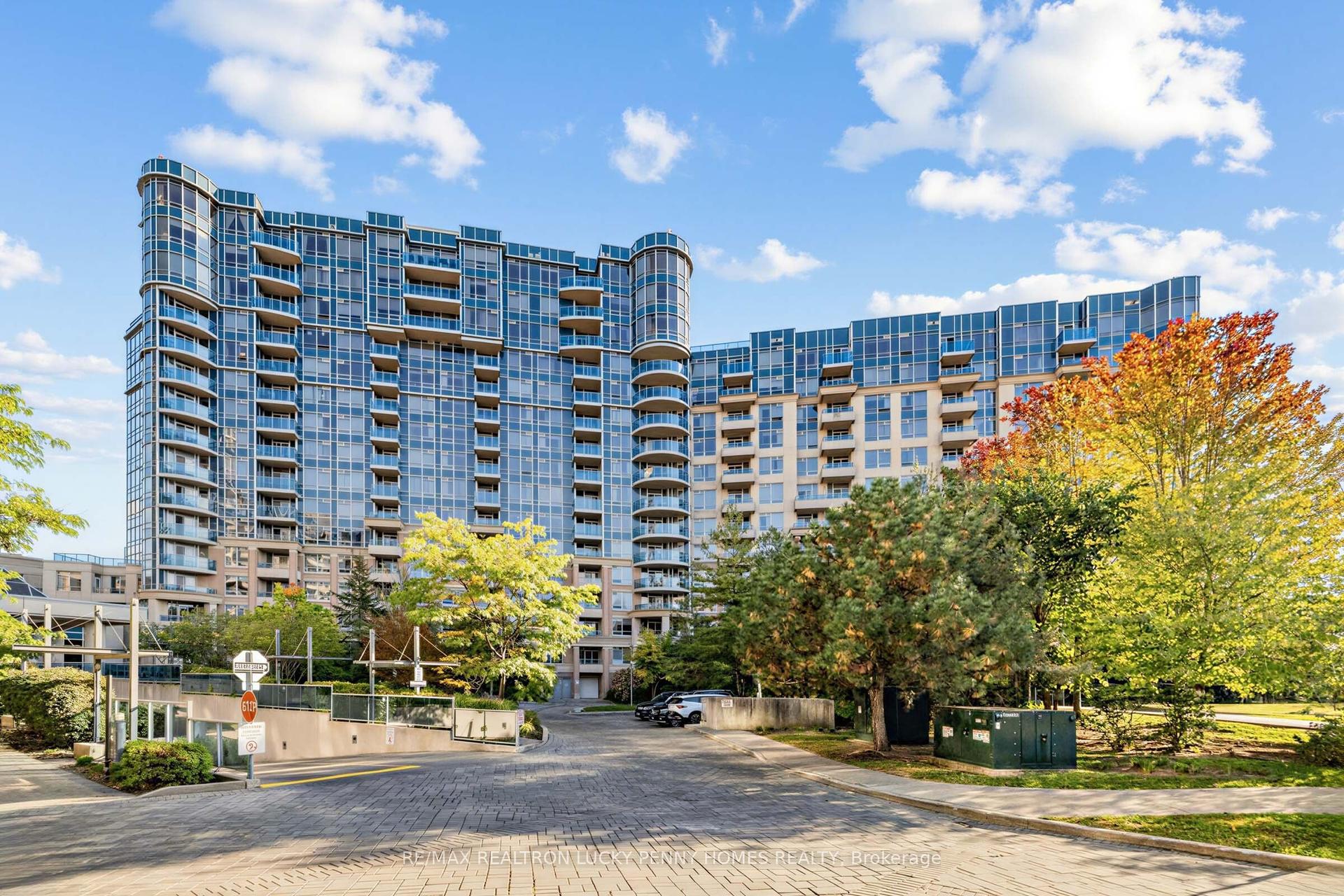 23 Cox Boulevard 1555 #1555, Markham — Condo for lease, photo 1