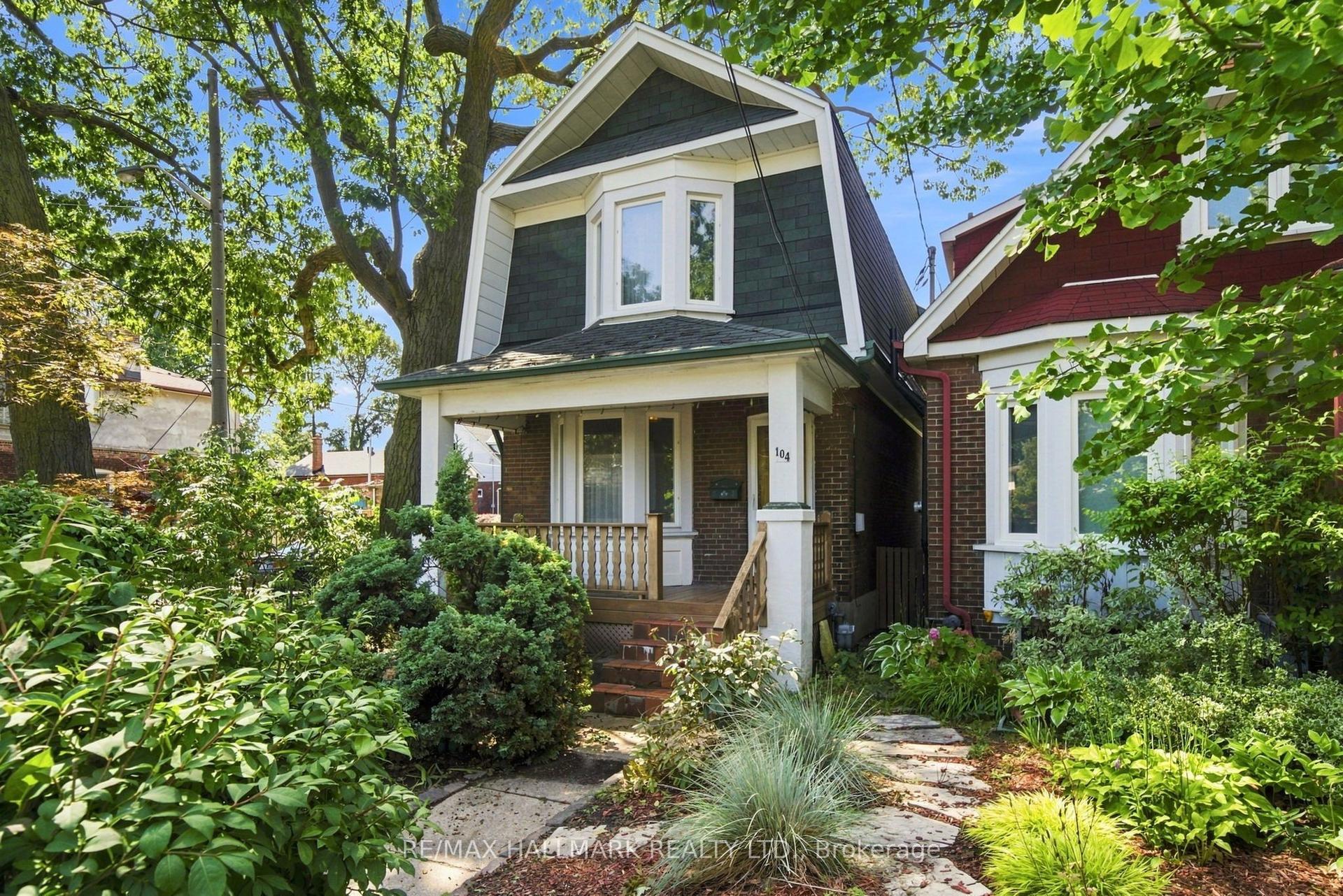 104 Chisholm Avenue, Toronto — Detached for sale, photo 1