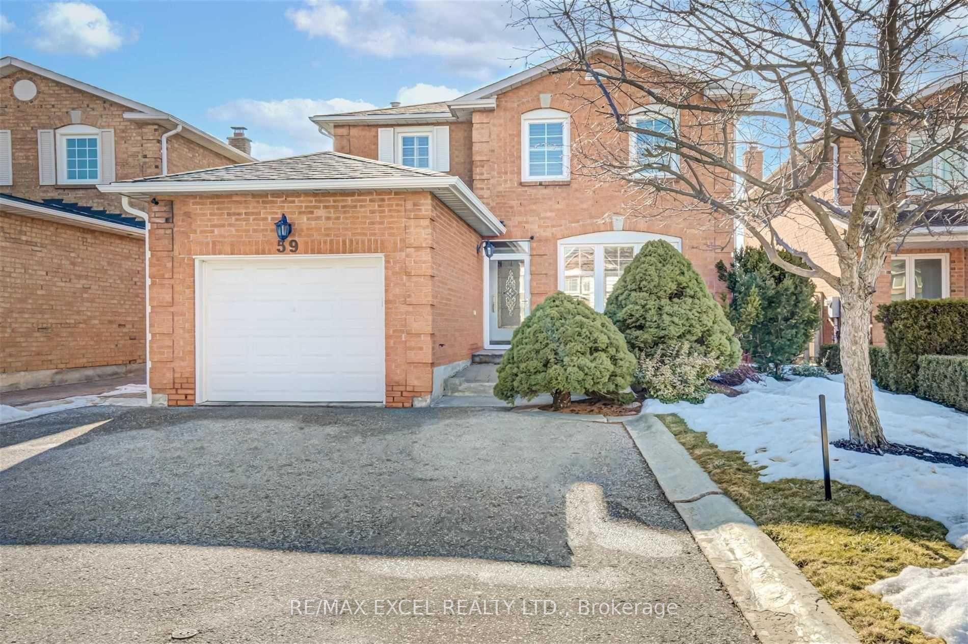 59 Pentland Crescent — photo 1