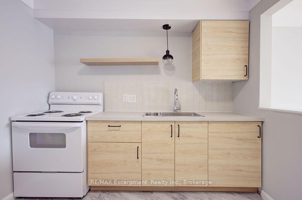 830 Robinson Street 204 #204 — photo 1