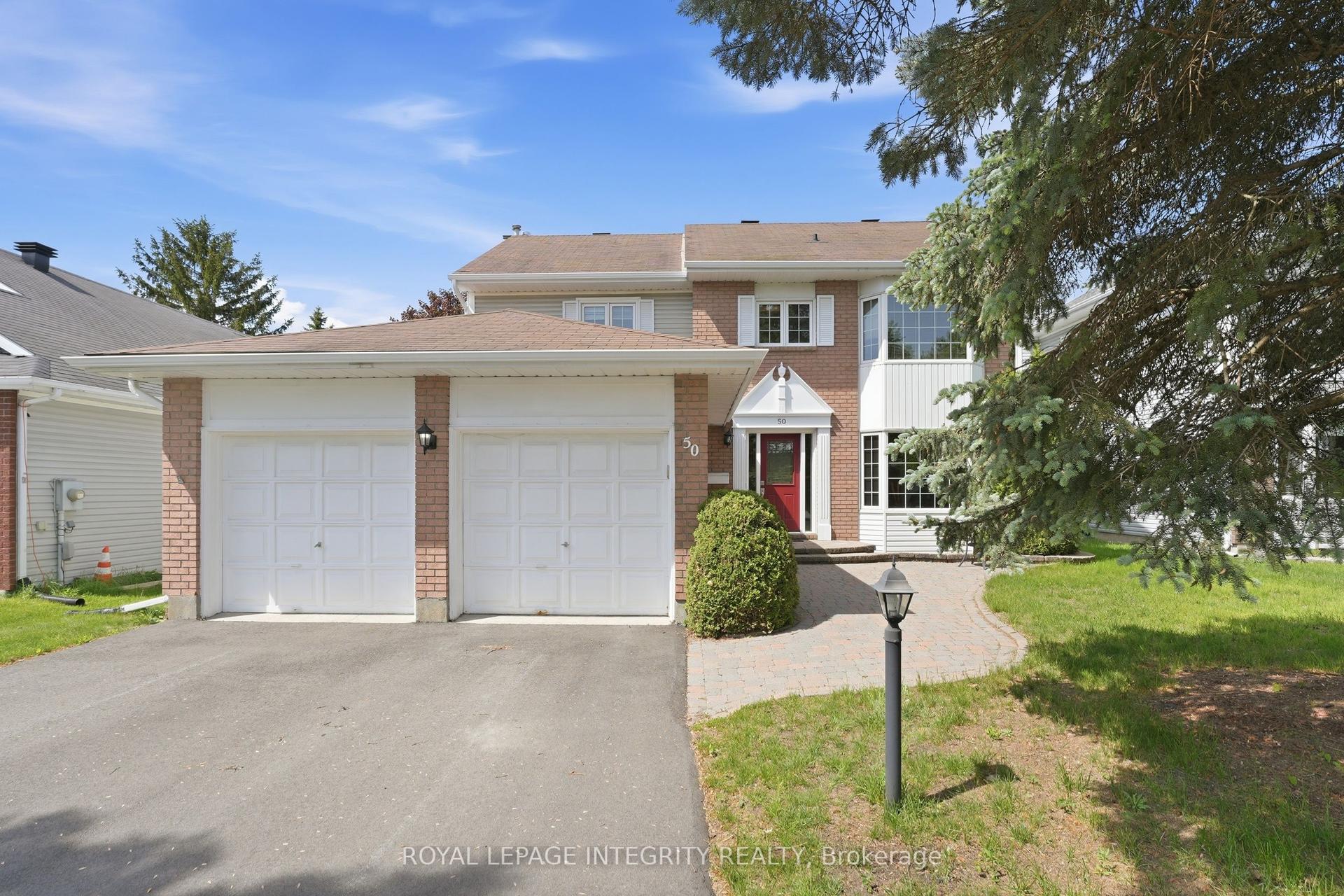50 Bramble Wood Crescent — photo 1