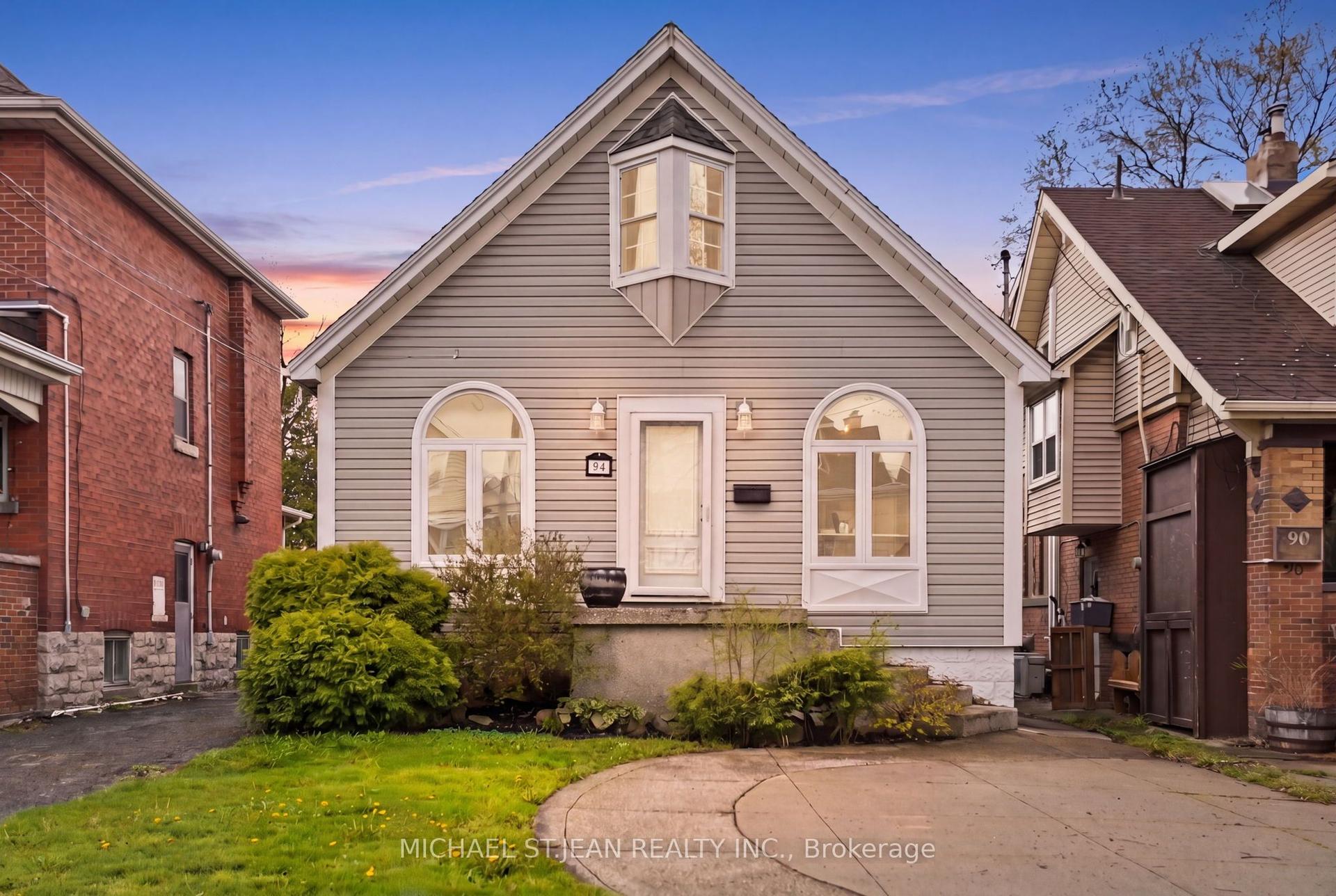 94 Mountain Park Avenue — photo 1