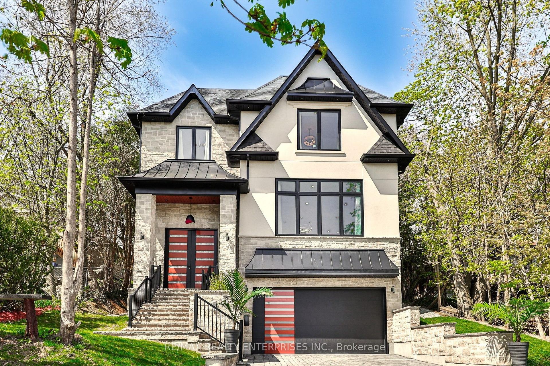 700 Hillcrest Road, Pickering — Detached for sale, photo 1