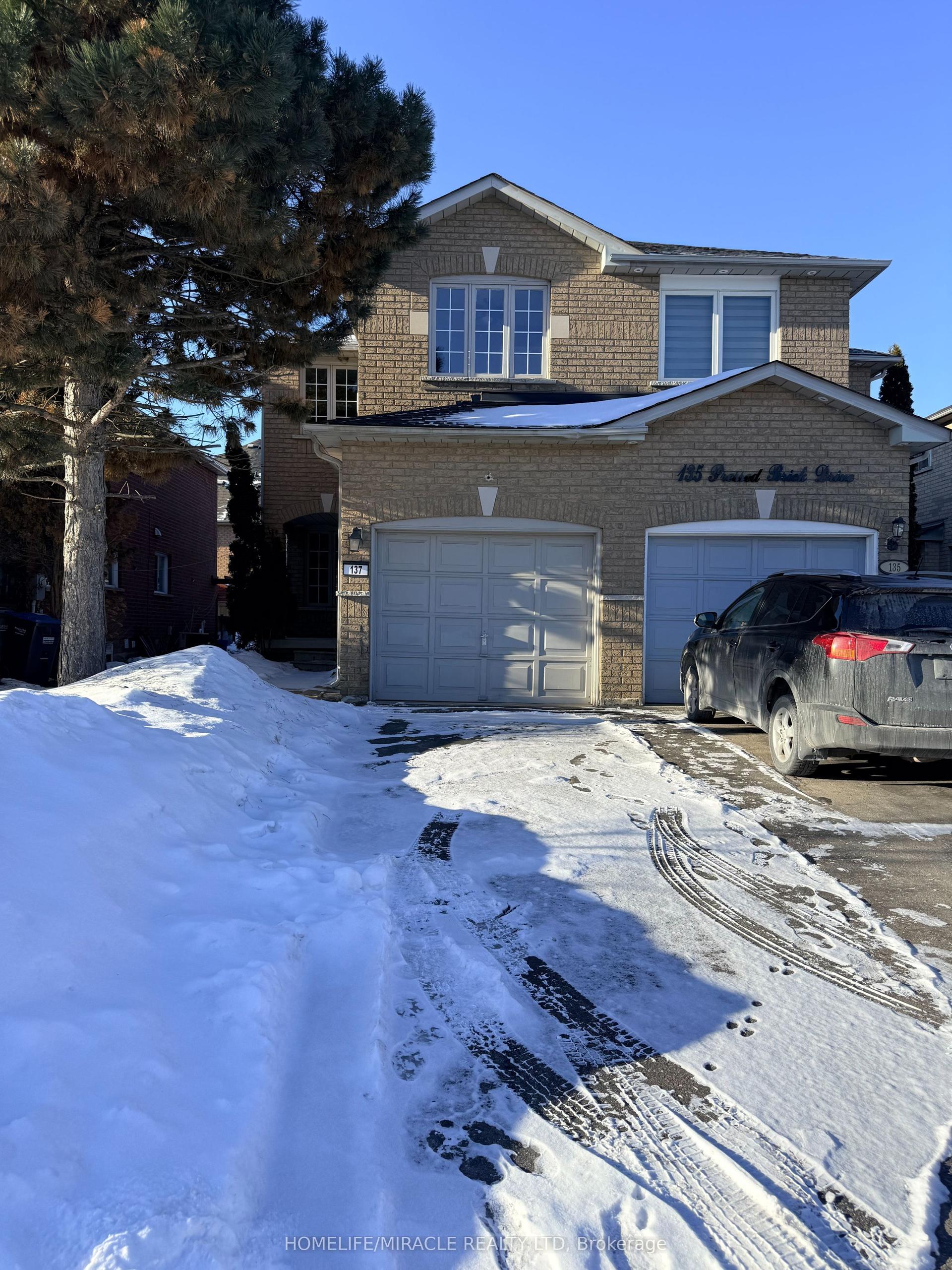 137 Pressed Brick Drive, Brampton — Semi-Detached for sale, photo 1