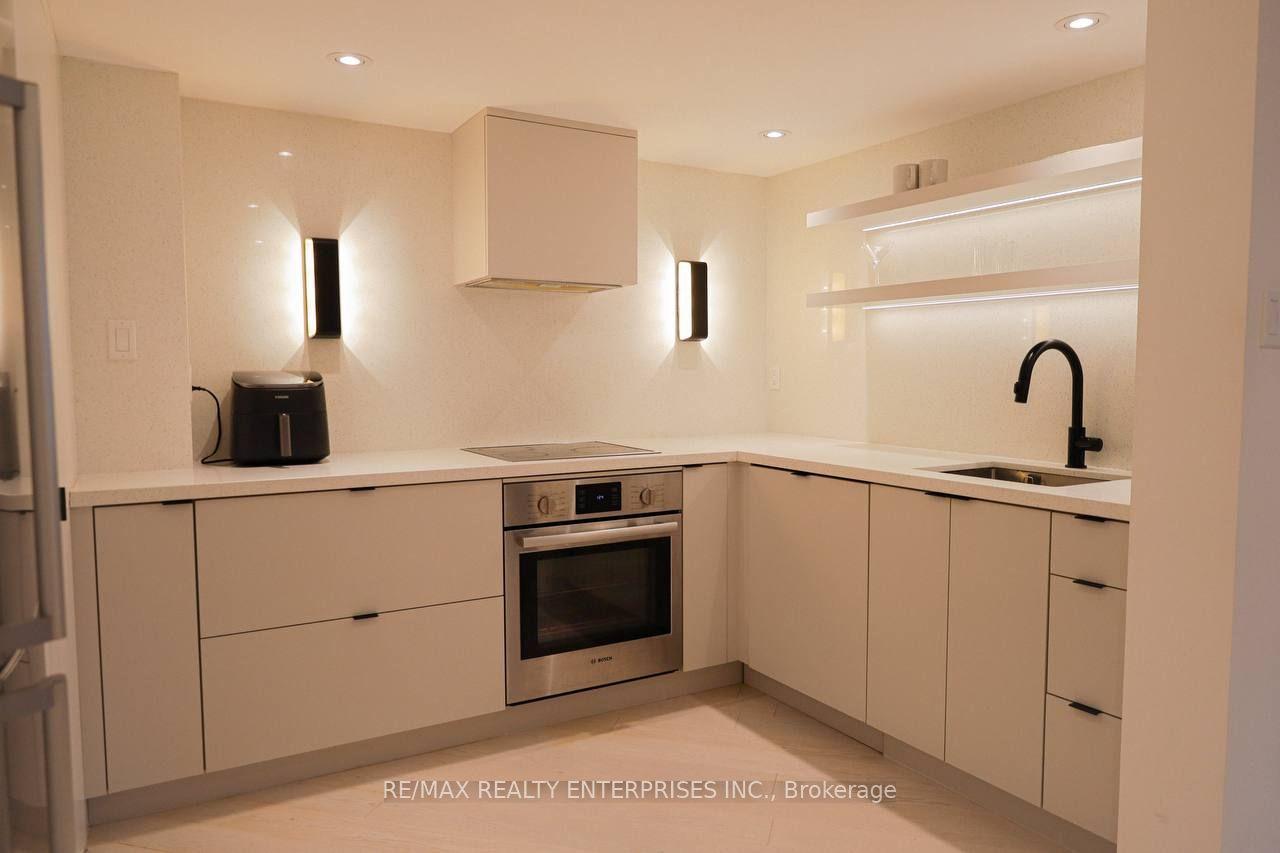 38 Elm Street 600 #600, Toronto — Condo for sale, photo 1