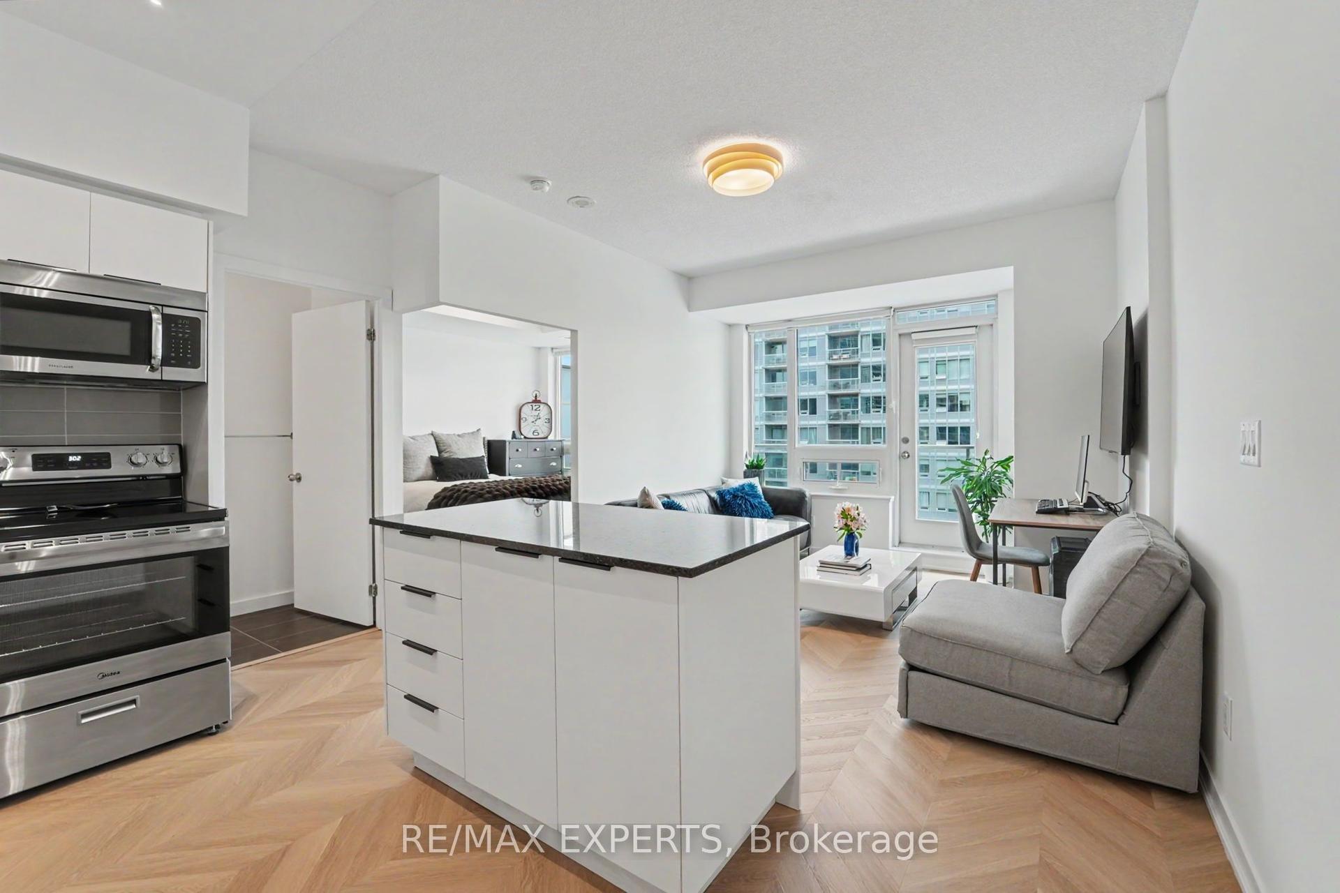 55 East Liberty Street 1001 #1001 — photo 1
