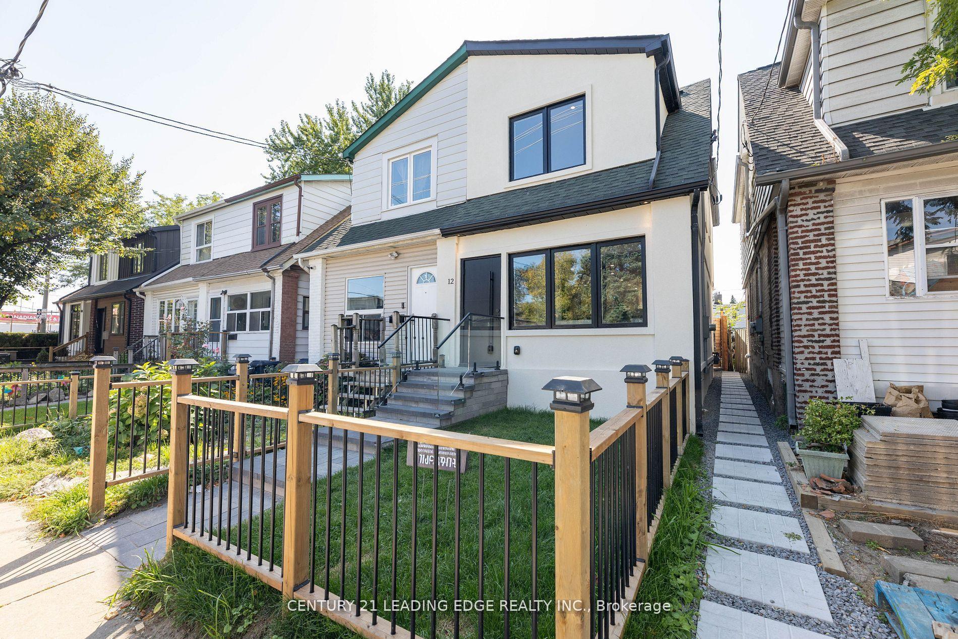 12 Marigold Avenue — photo 1