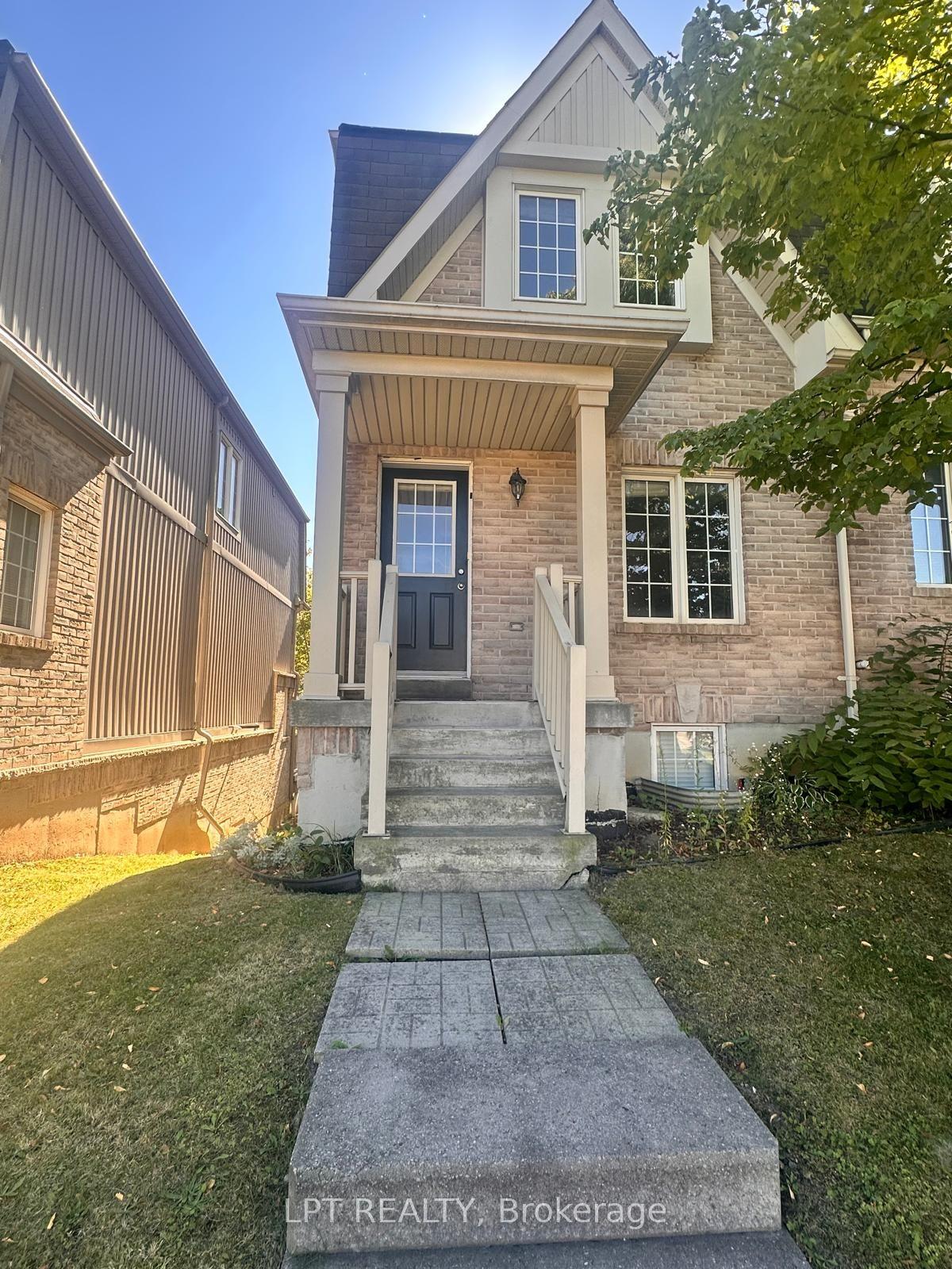 735 Sheppard Avenue 24 #24, Pickering — Condo Town for lease, photo 1