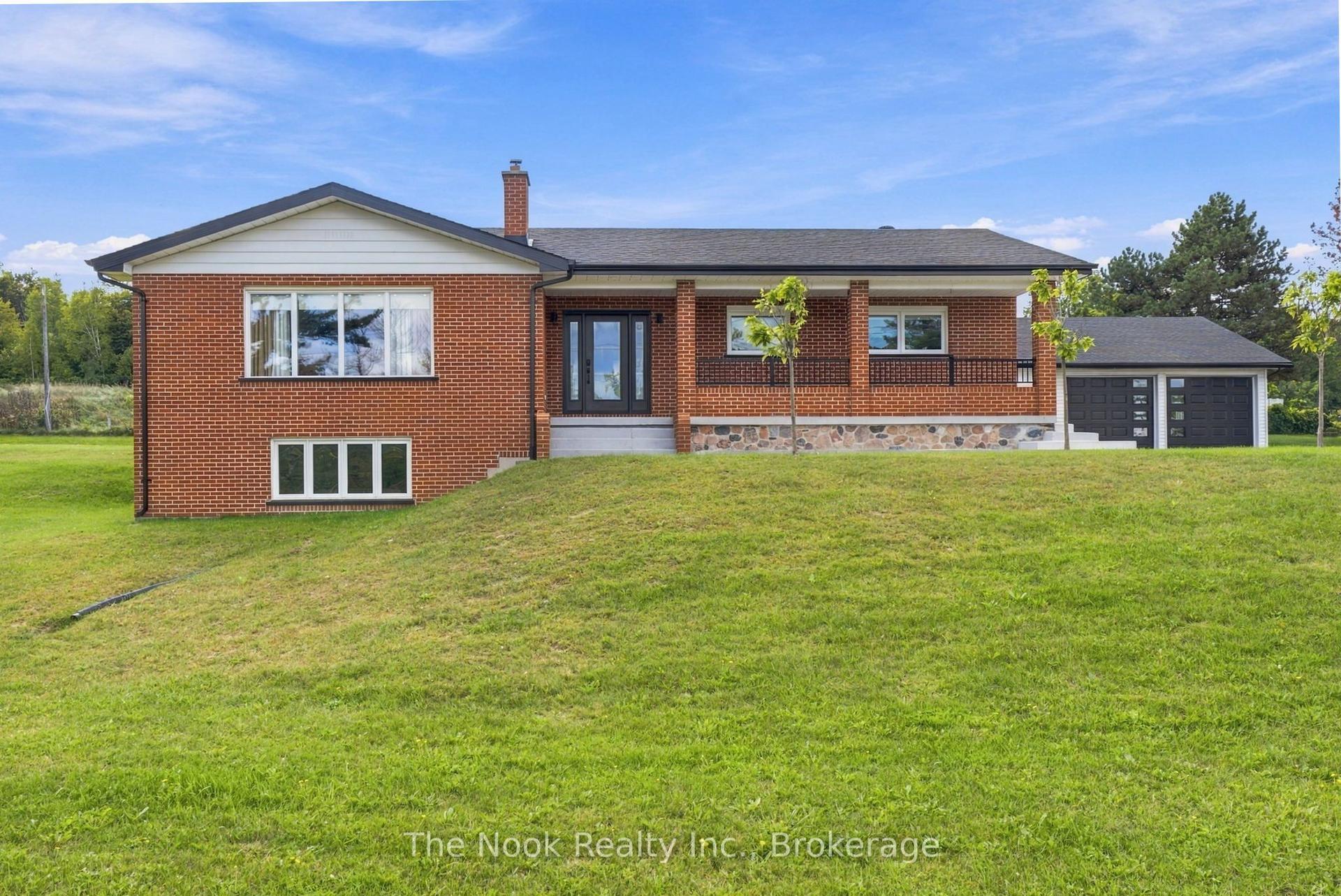 8803 Dale Road, Hamilton Township — Detached for sale, photo 1