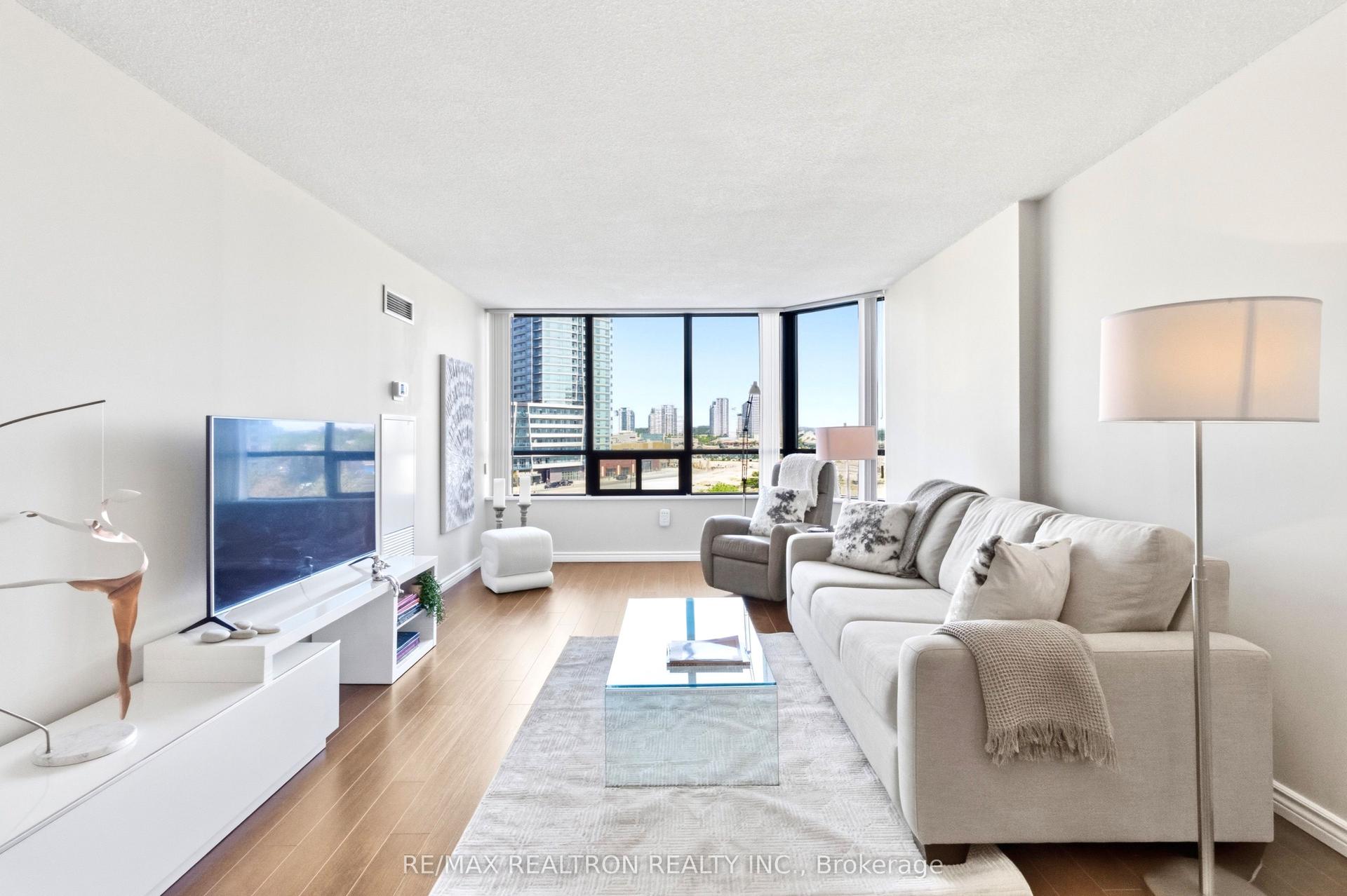 7420 Bathurst Street 812 #812, Vaughan — Condo for sale, photo 1