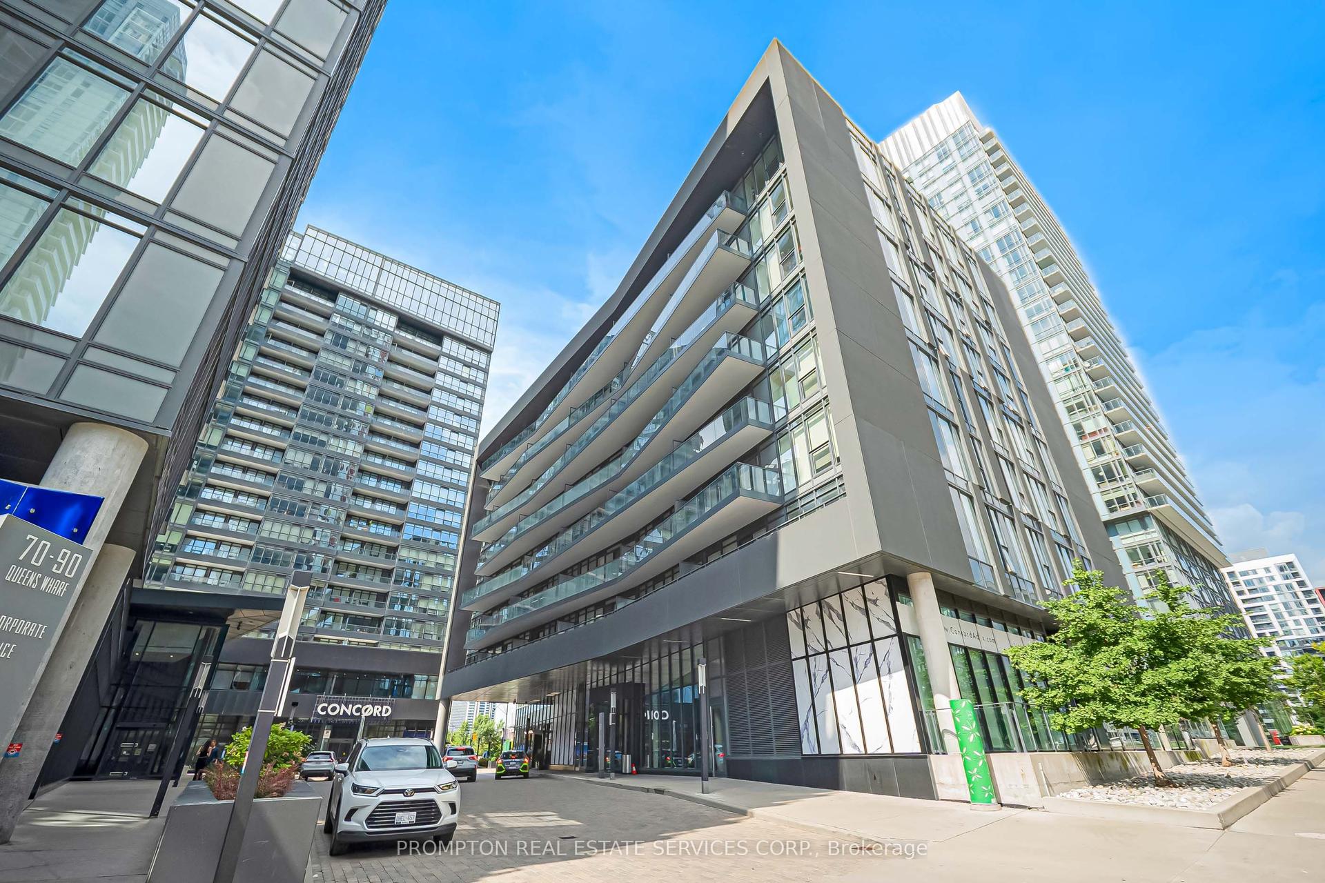 90 Queens Wharf Road 208 #208, Toronto — Condo for sale, photo 1