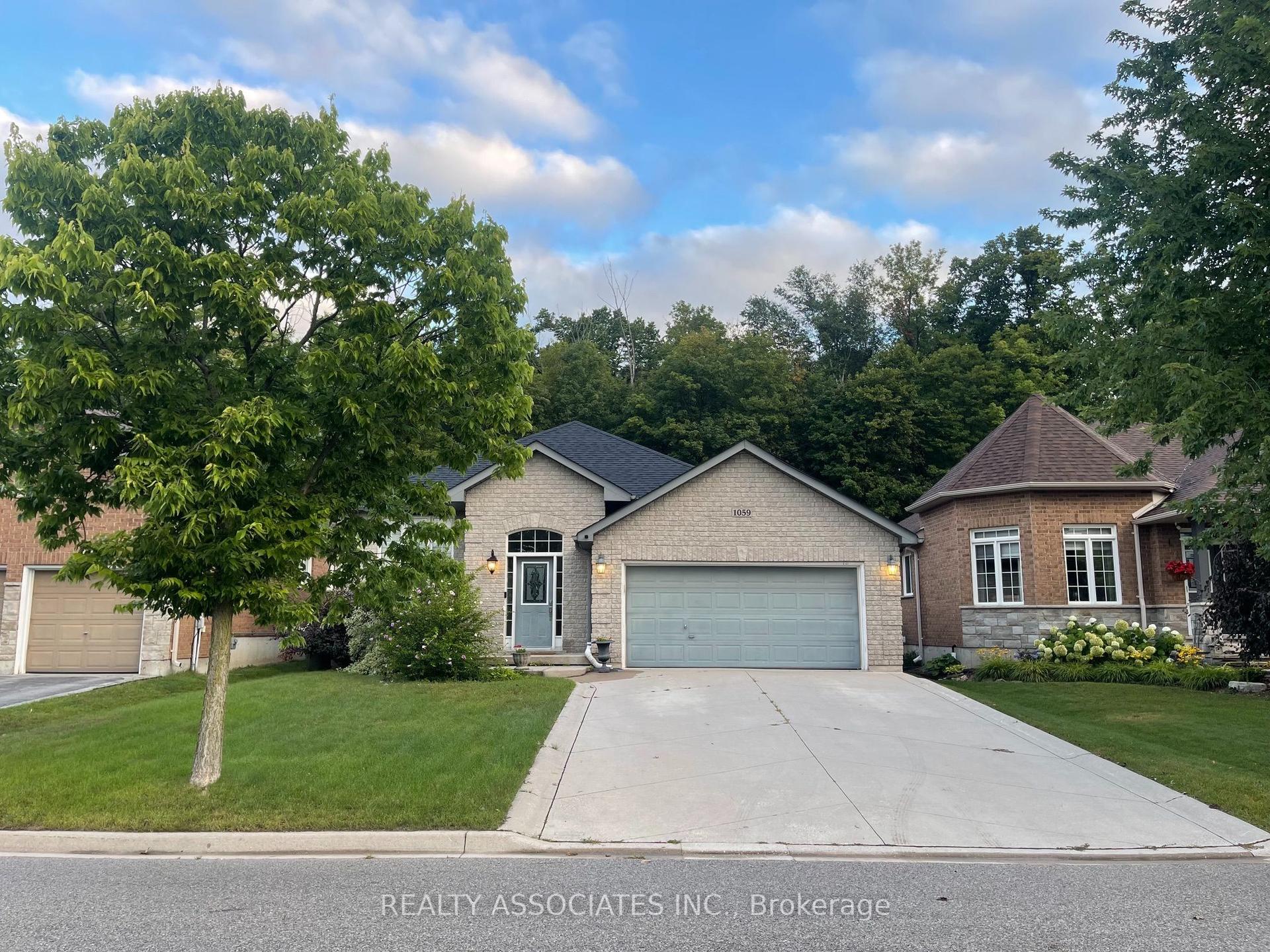 1059 Nantyr Drive, Innisfil — Detached for lease, photo 1