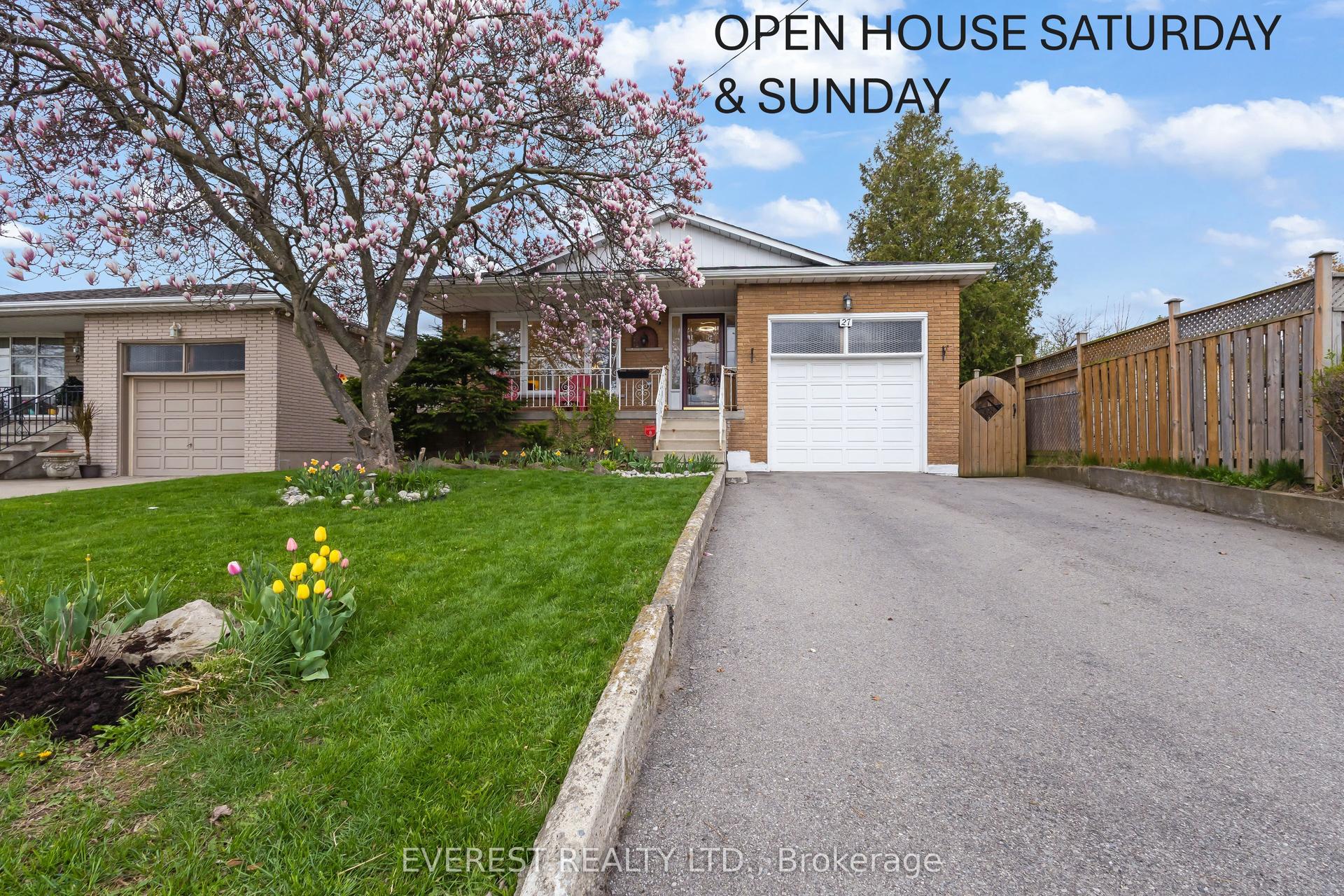 27 Lavina Crescent — photo 1