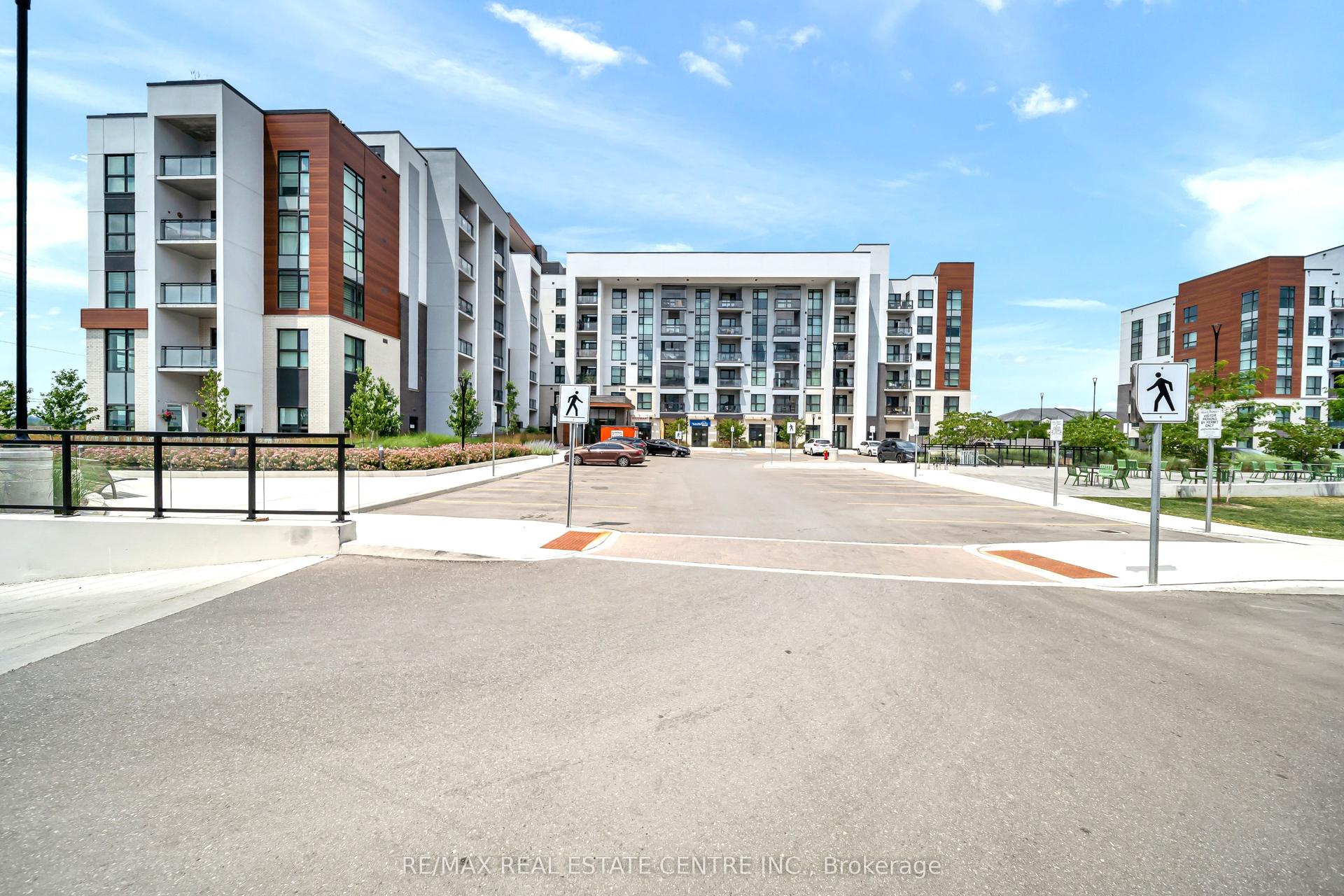490 Gordon Krantz Avenue 504 #504, Milton — Condo for lease, photo 1