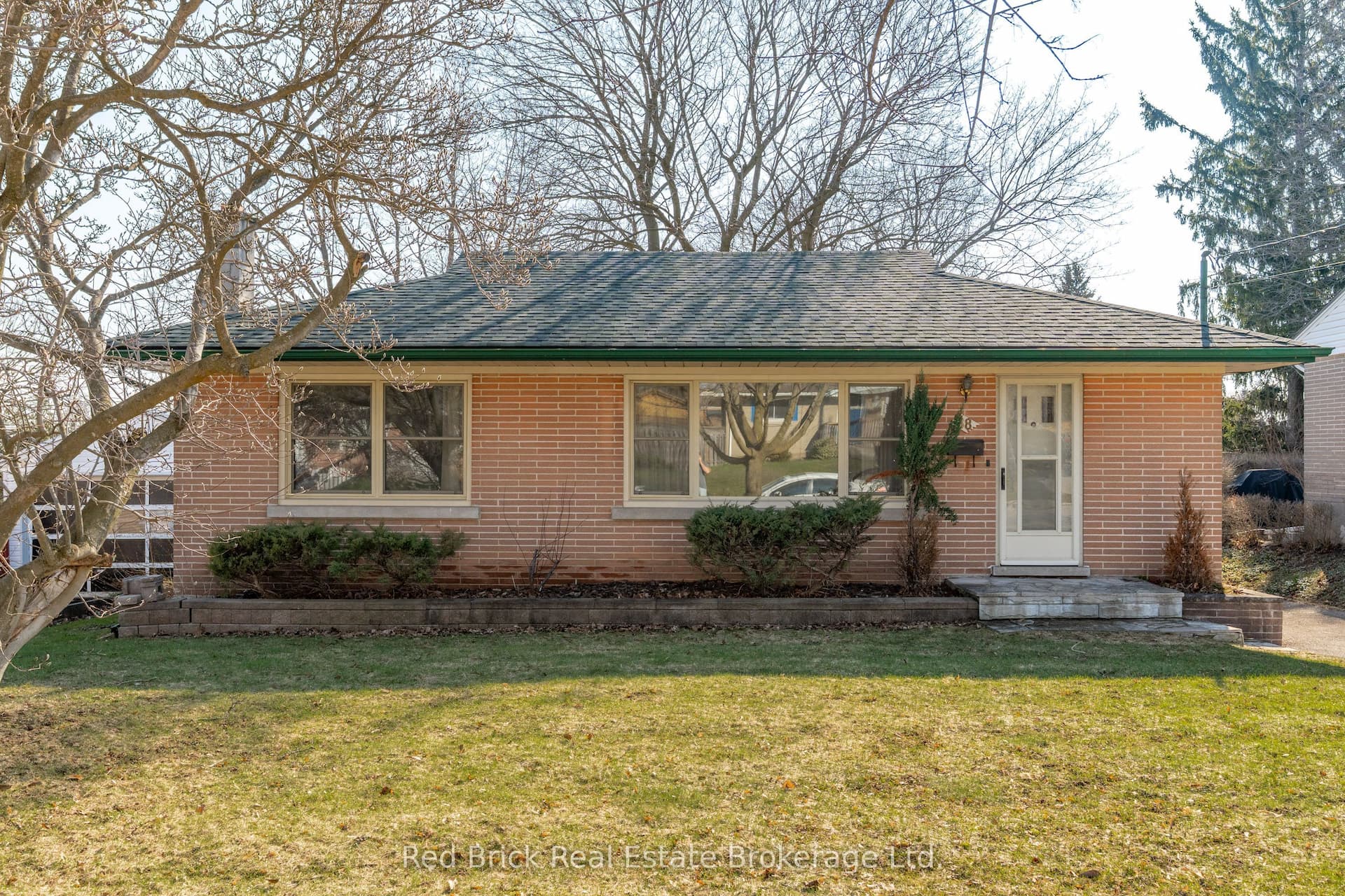 38 Dumbarton Street — photo 1