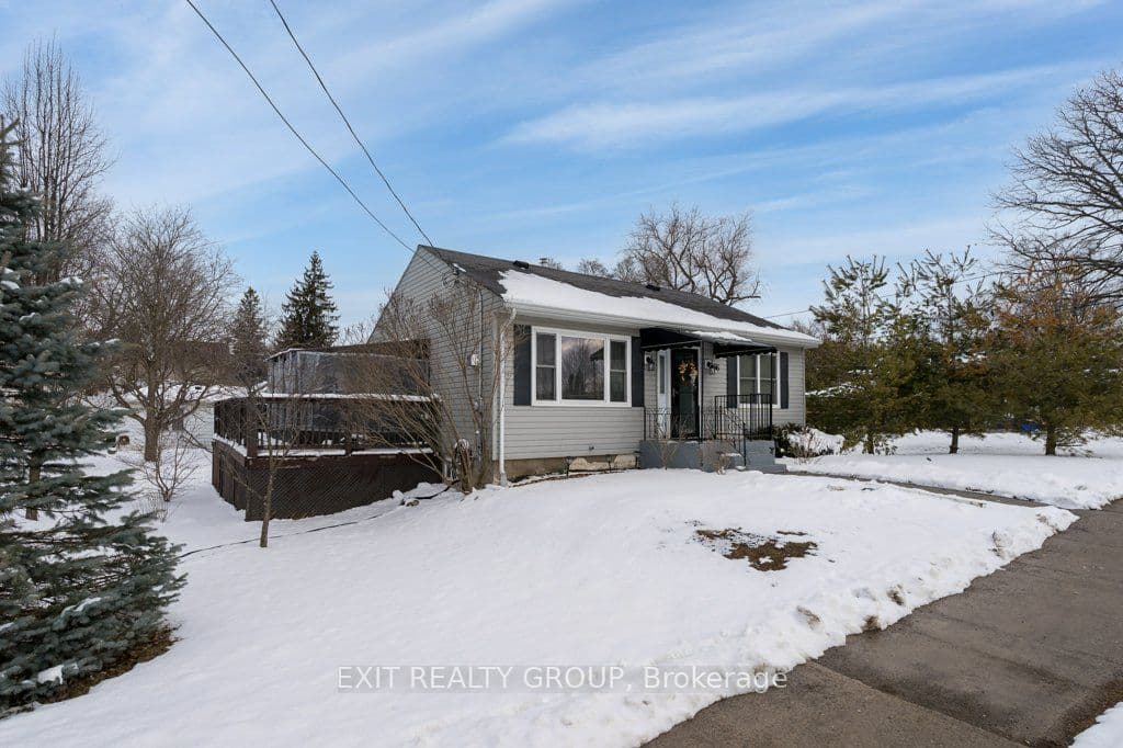 96 Elgin Street — photo 1