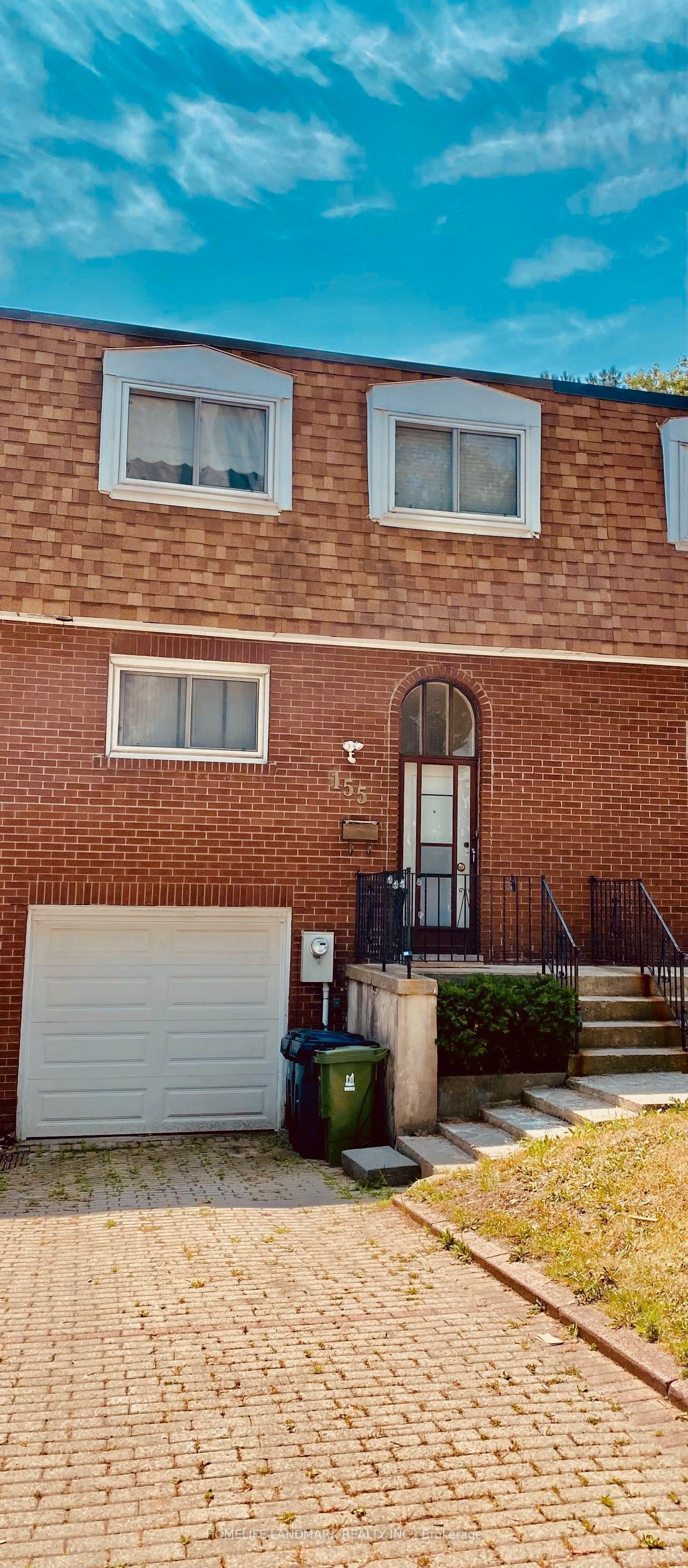 155 Corinthian Boulevard, Toronto — Townhouse for lease, photo 1