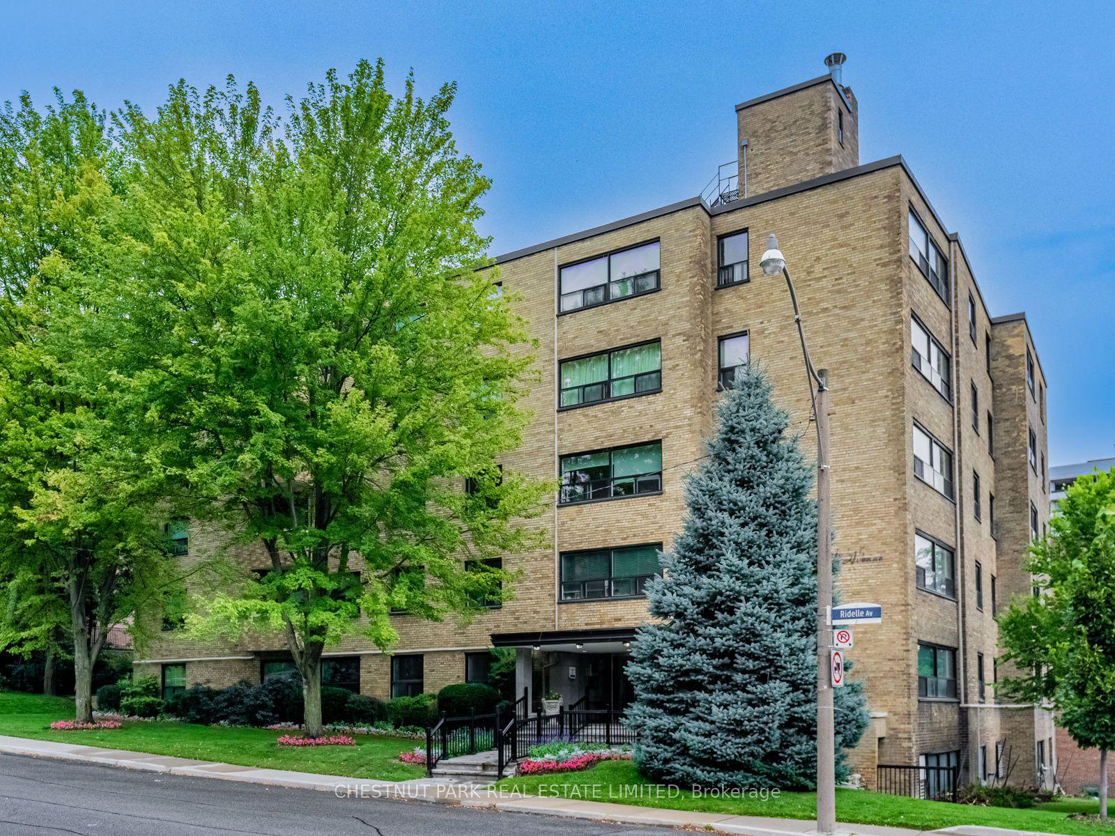 2 Ridelle Avenue 404 #404 — photo 1