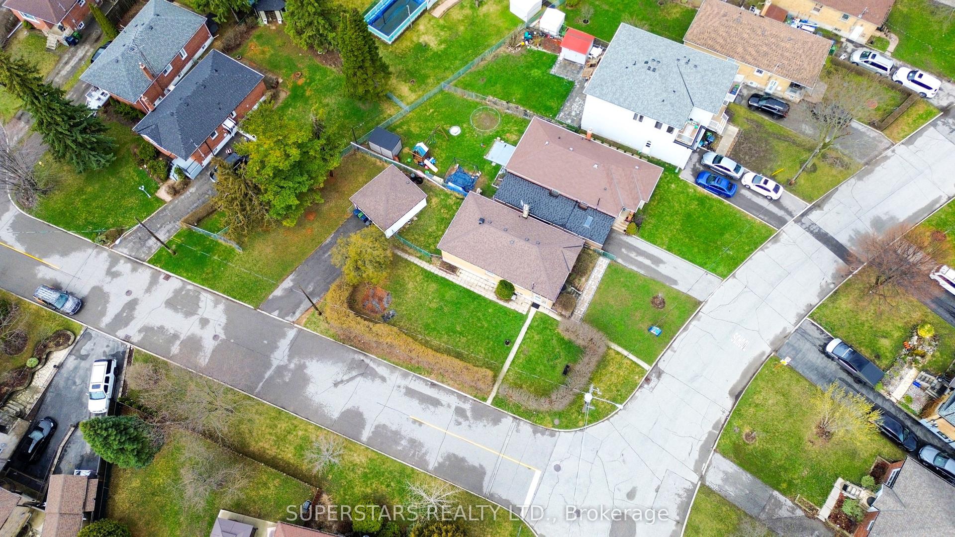 106 Ainsdale Road — photo 1