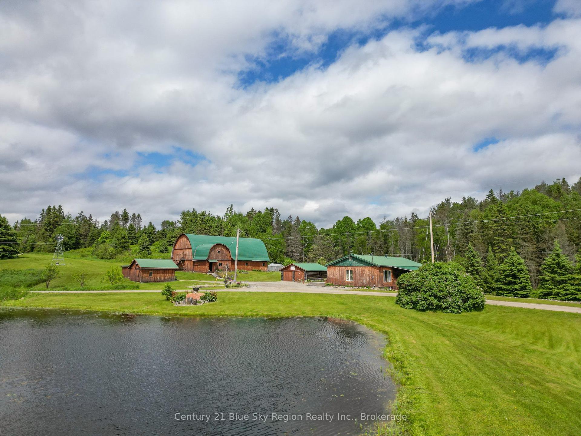 216 Patenaude Road — photo 1