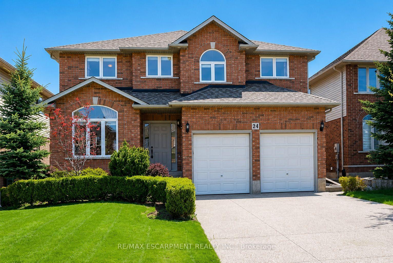 24 Bosworth Street, Hamilton — Detached for lease, photo 1